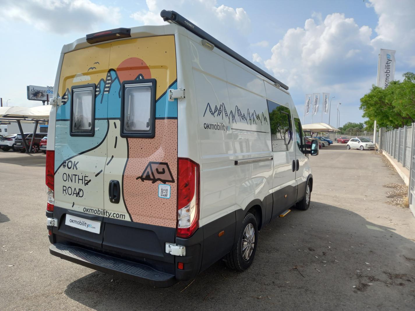 iveco daily camper camper 2.3 MJET 156CV HI MATIC 2022 blanco 3