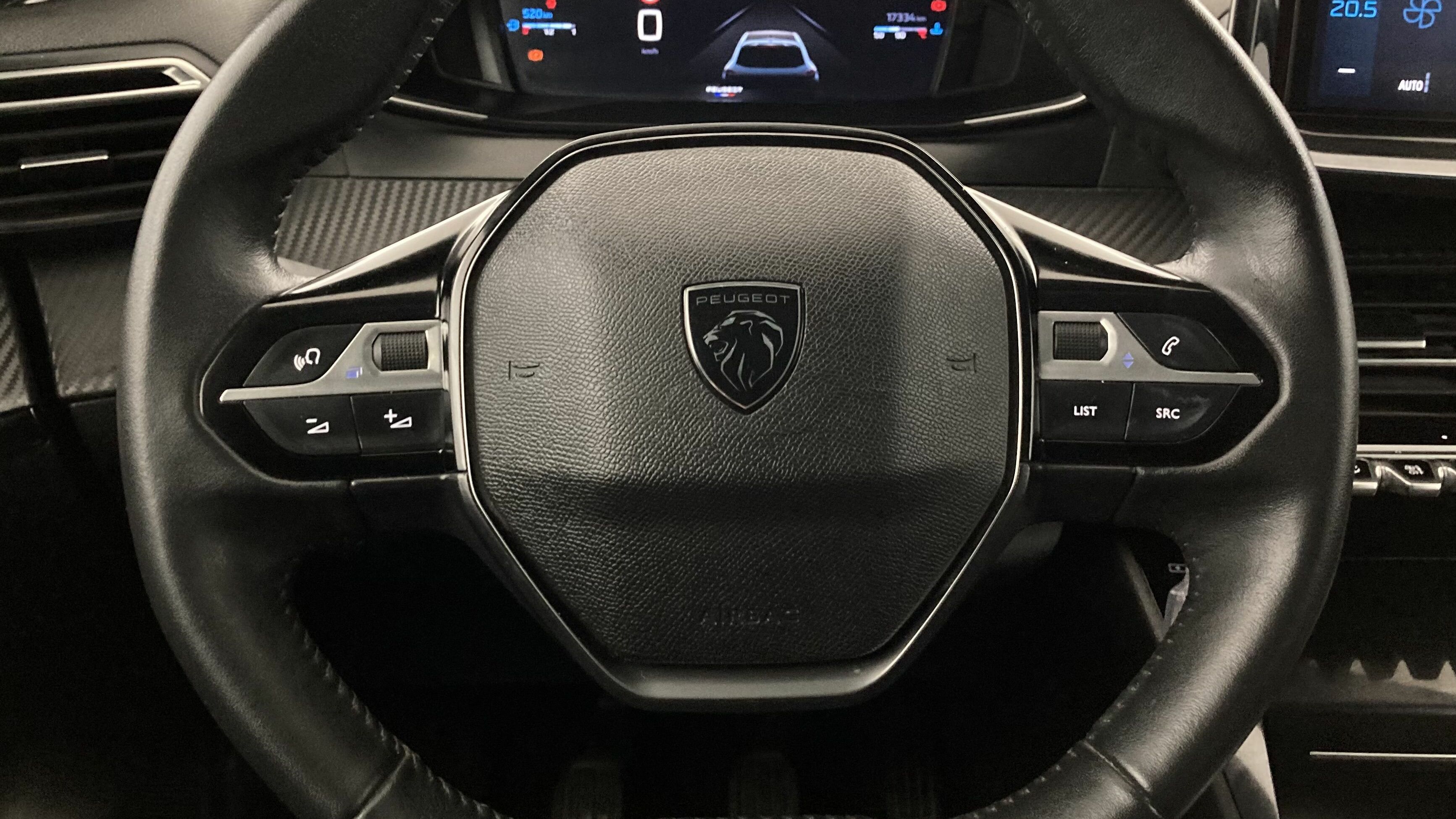 peugeot 208 allure 1.2 PURETECH 100 2024 gris artense 18