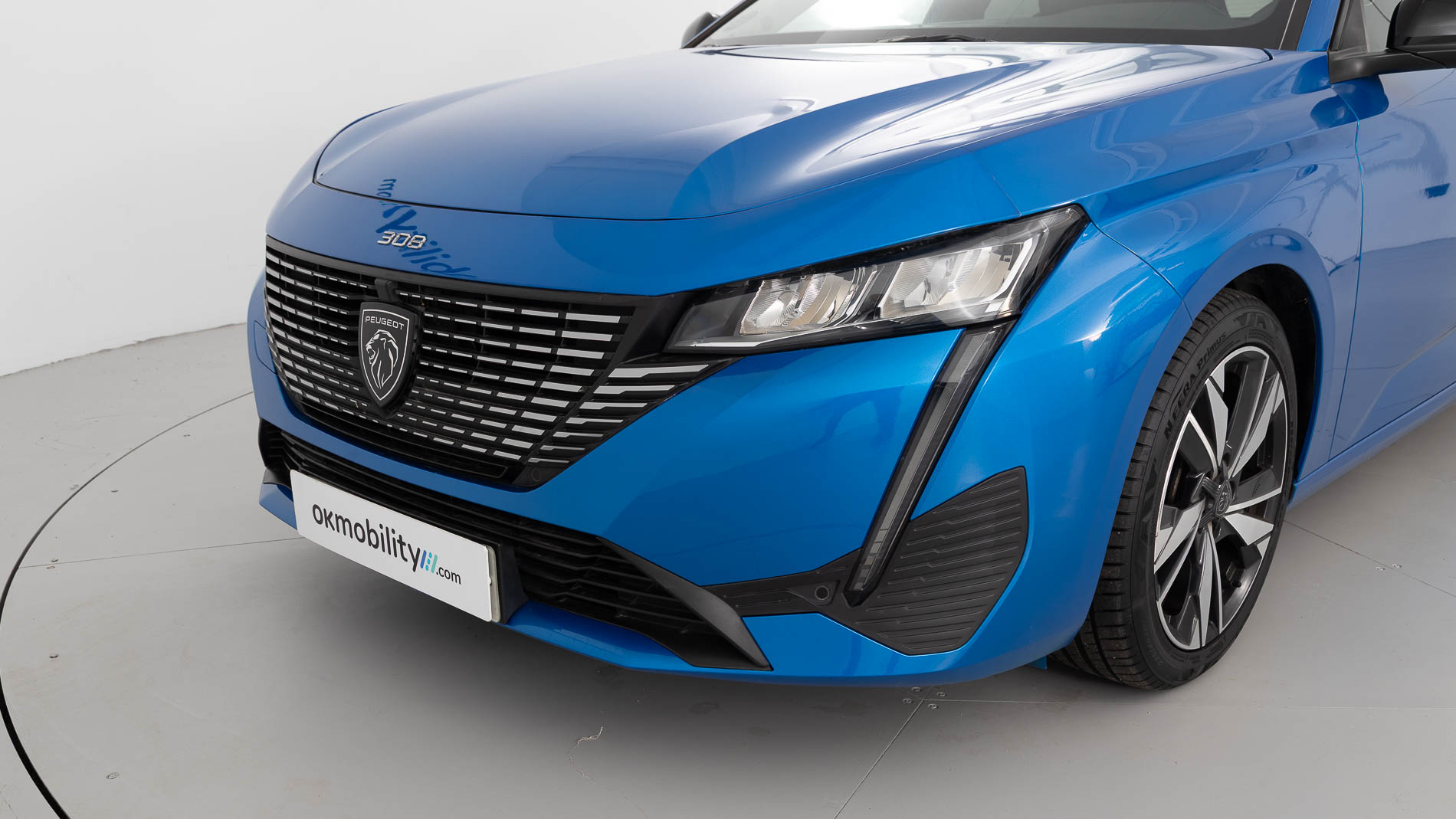 peugeot 308 allure 1.2 PURETECH 130 EAT 2023 azul vertigo 25