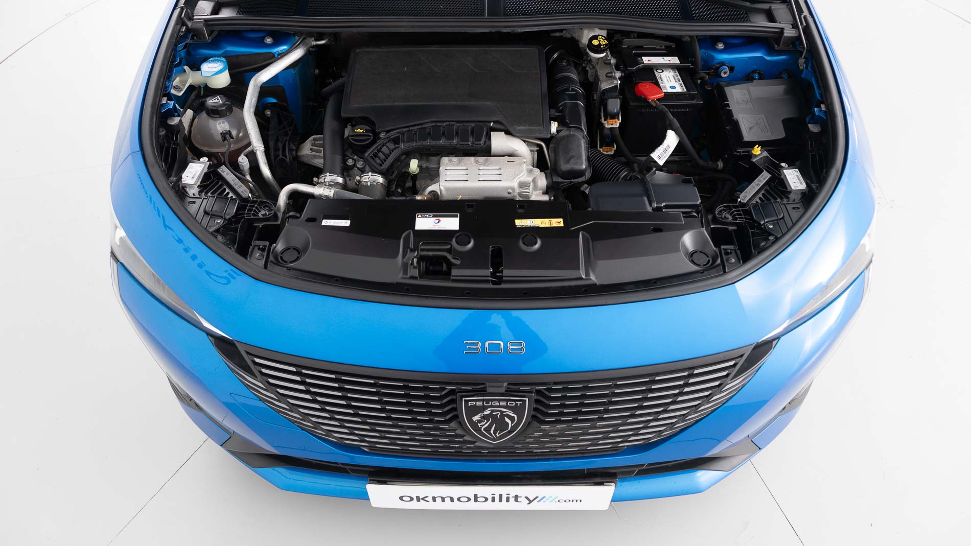 peugeot 308 allure 1.2 PURETECH 130 EAT 2023 azul vertigo 32