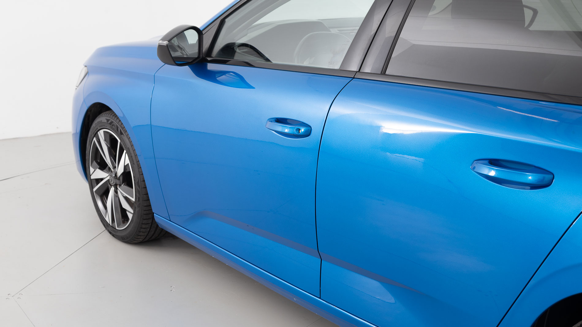 peugeot 308 allure 1.2 PURETECH 130 EAT 2023 azul vertigo 33