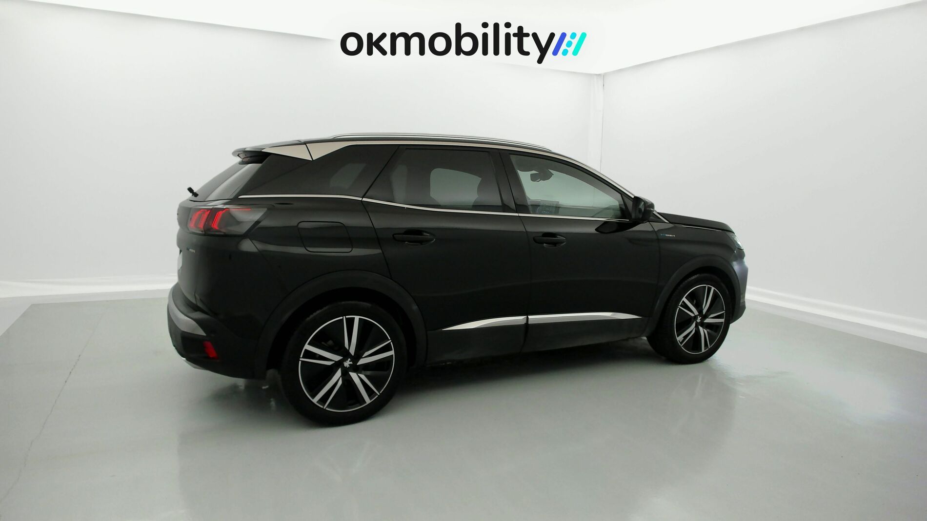 peugeot 3008 gt pack 1.6 HYBRID 300 EAT PHEV 2022 negro perla nera 11