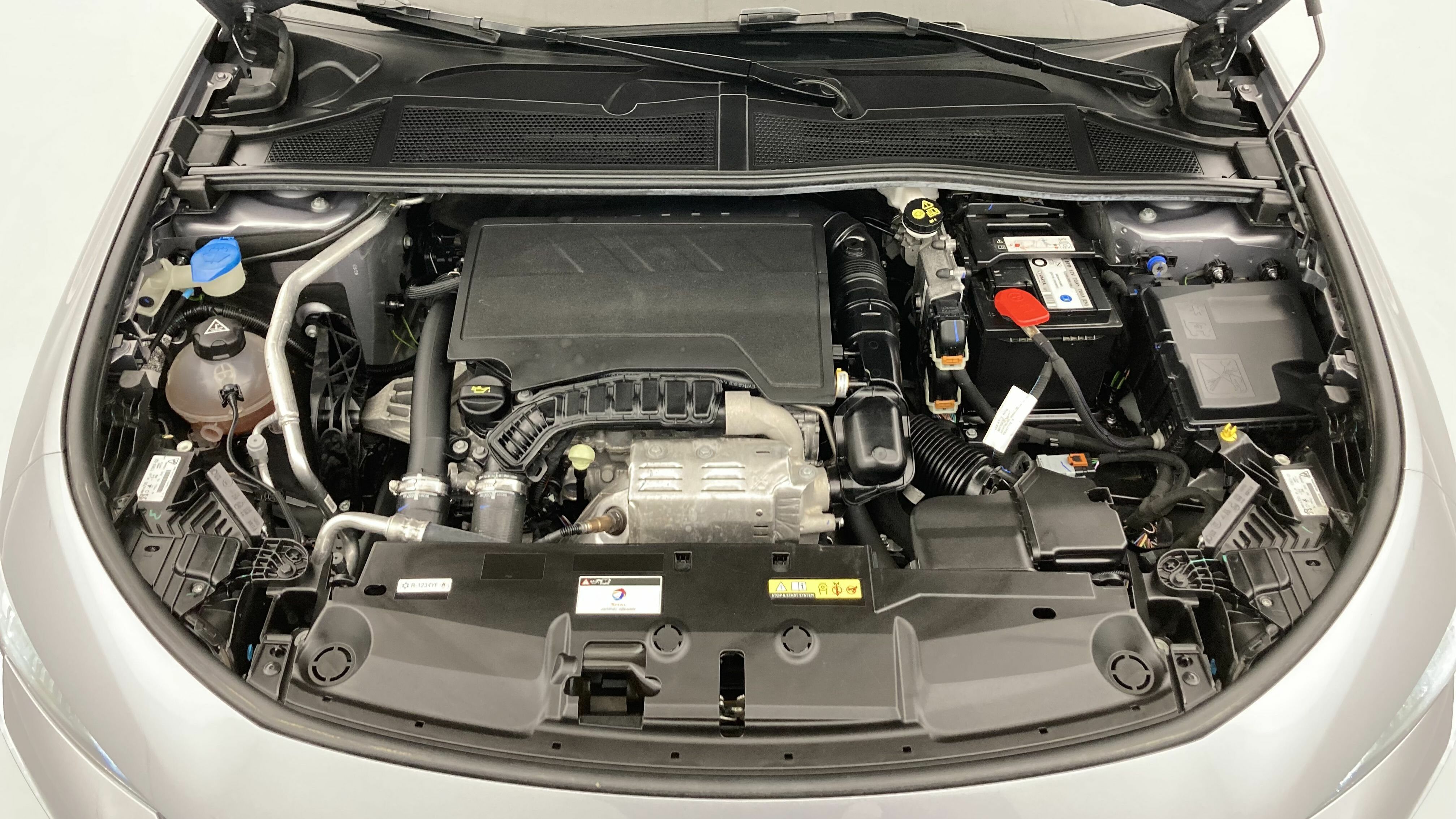 peugeot 308 allure 1.2 PURETECH 130 EAT 2023 gris artense 18