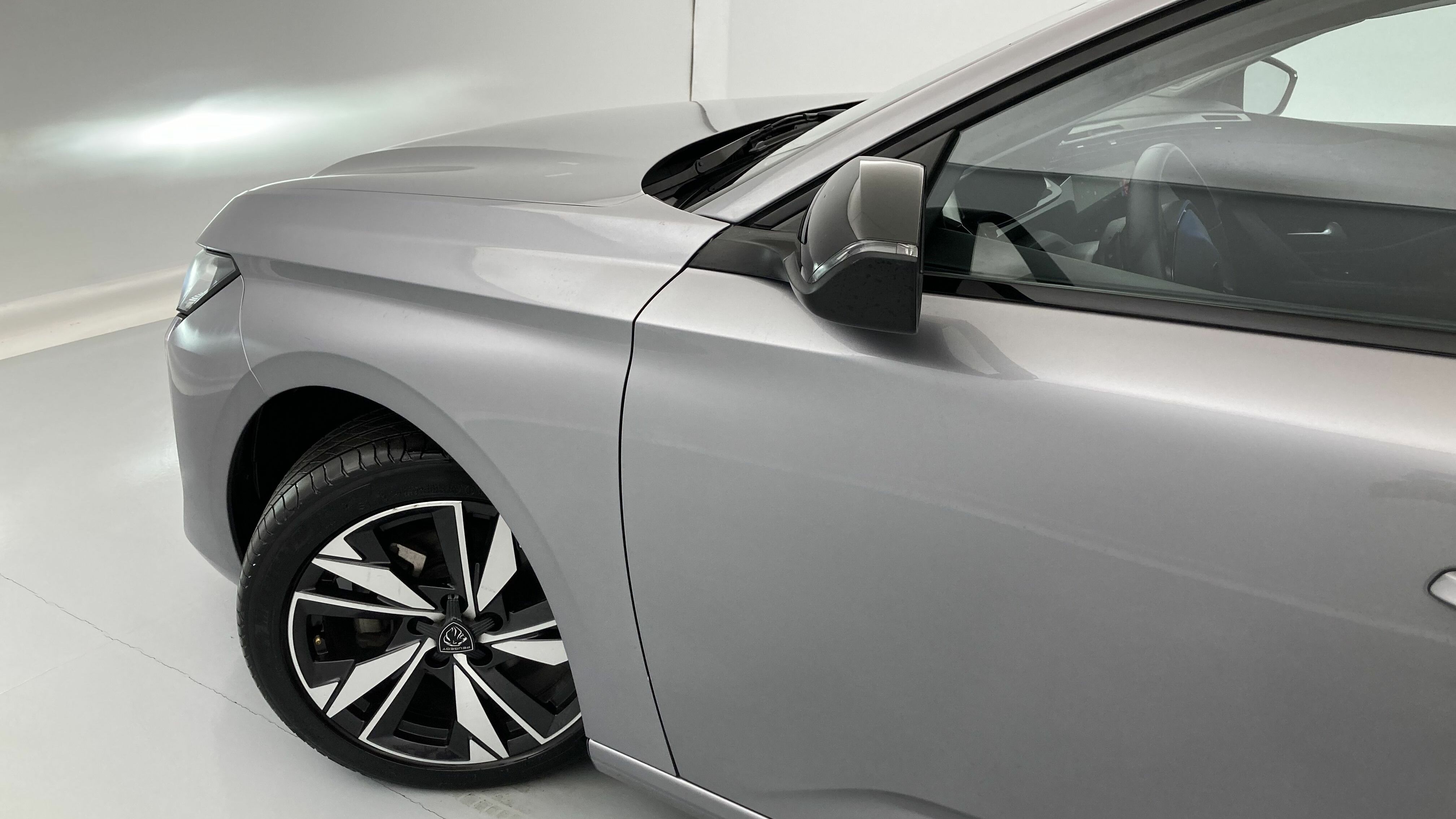 peugeot 308 allure 1.2 PURETECH 130 EAT 2023 gris artense 21