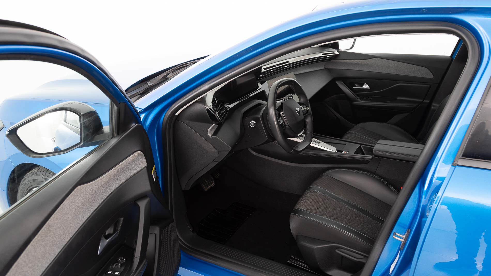 peugeot 308 allure 1.2 PURETECH 130 EAT 2023 azul vertigo 13