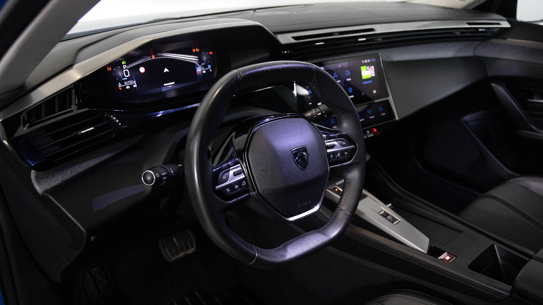 peugeot 308 allure 1.2 PURETECH 130 EAT 2023 azul vertigo 14