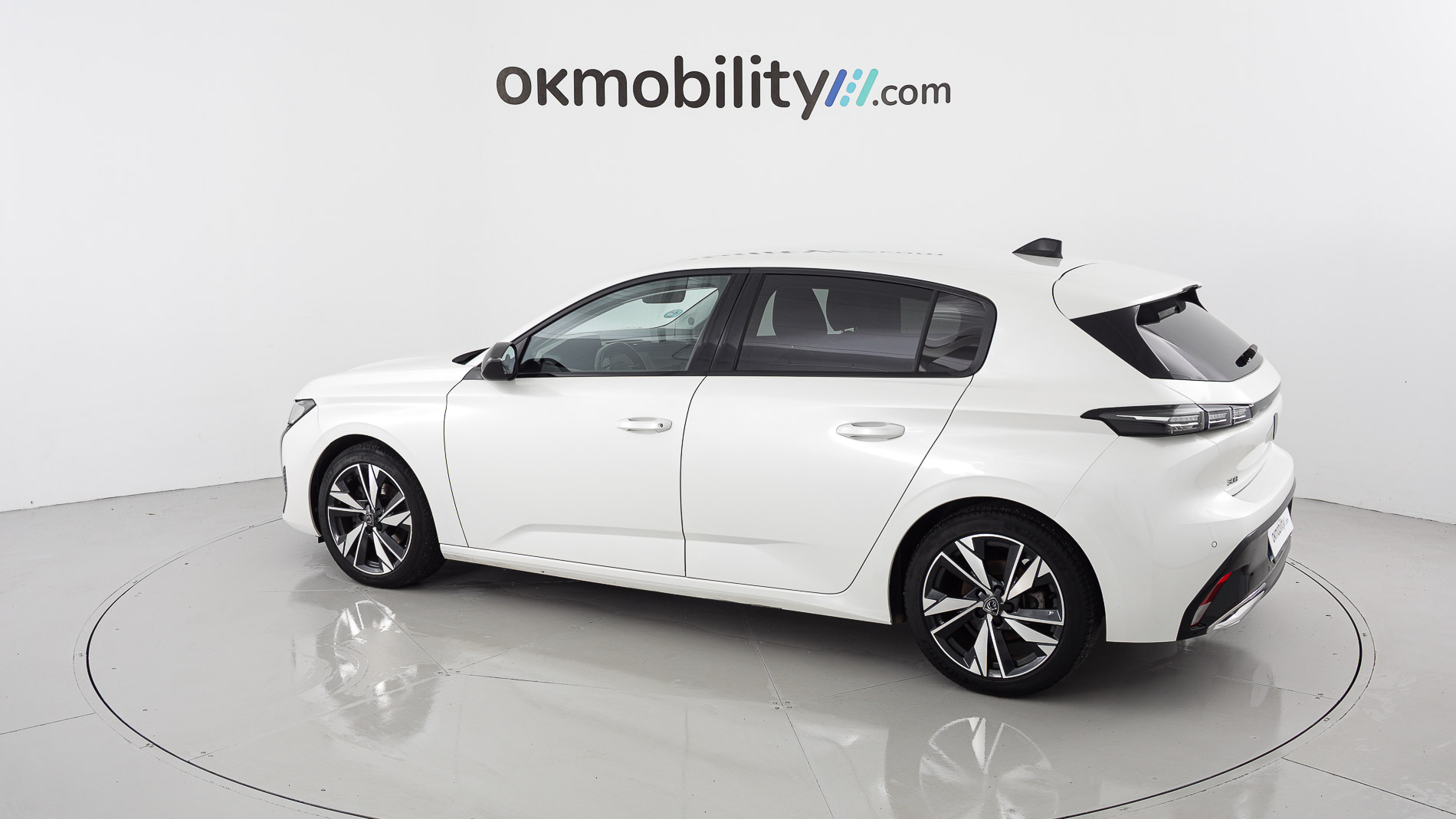 peugeot 308 allure 1.2 PURETECH 130 EAT 2023 blanco nacarado 9