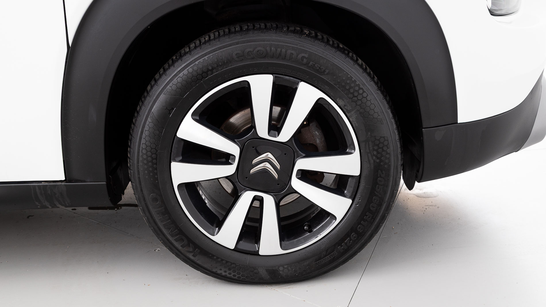 citroen c3 aircross feel pack 1.5 BLUEHDI 110 2017 blanco 28