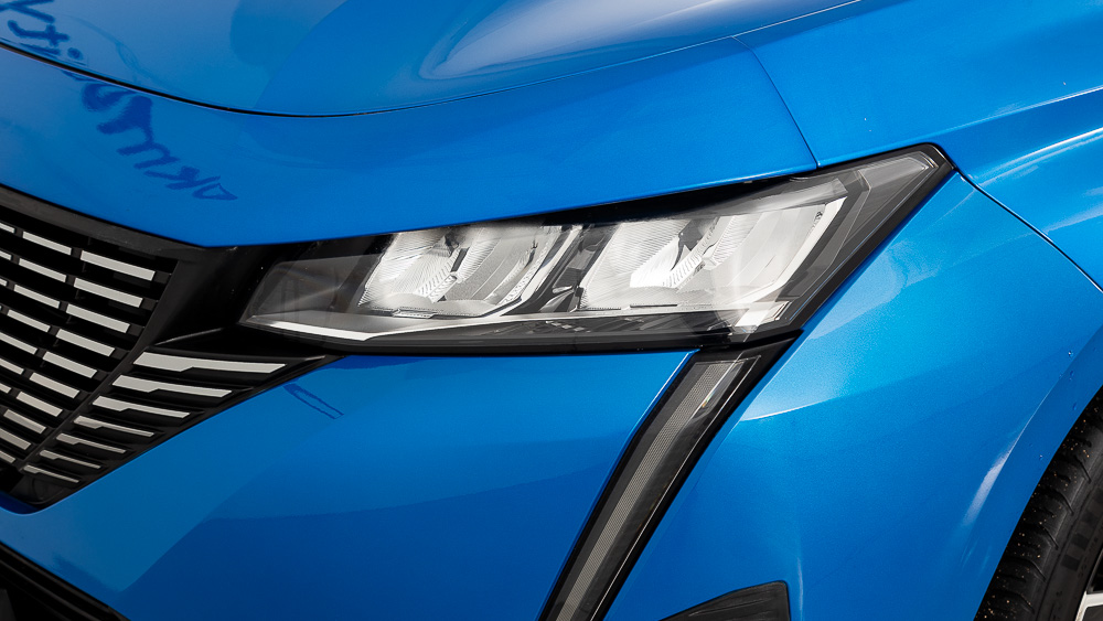 peugeot 308 allure 1.2 PURETECH 130 EAT 2023 azul vertigo 29