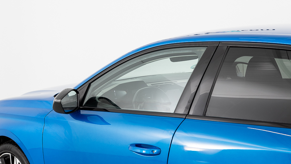 peugeot 308 allure 1.2 PURETECH 130 EAT 2023 azul vertigo 34