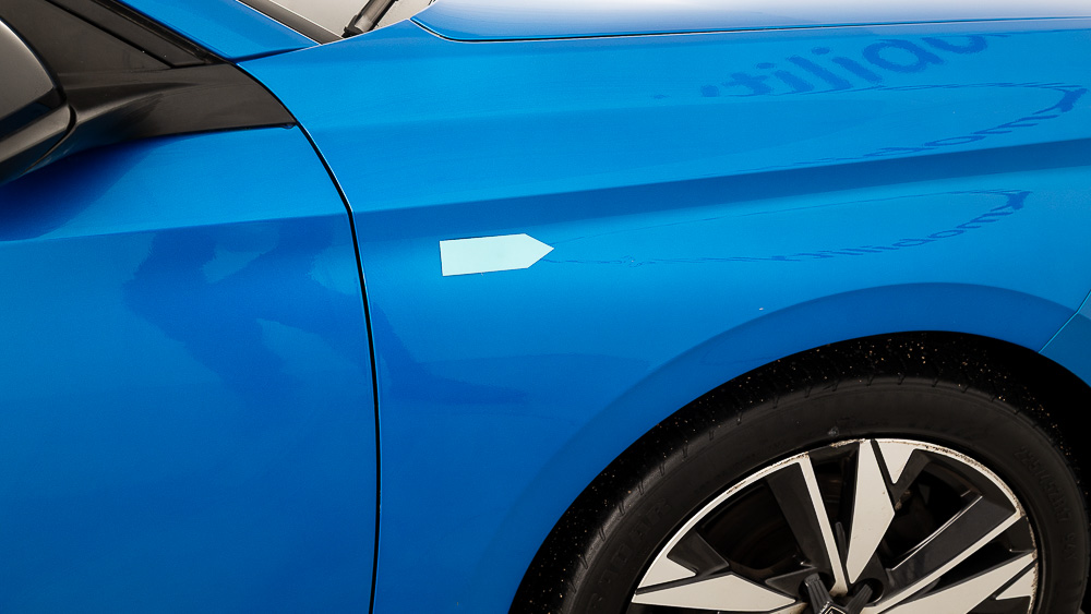 peugeot 308 allure 1.2 PURETECH 130 EAT 2023 azul vertigo 37