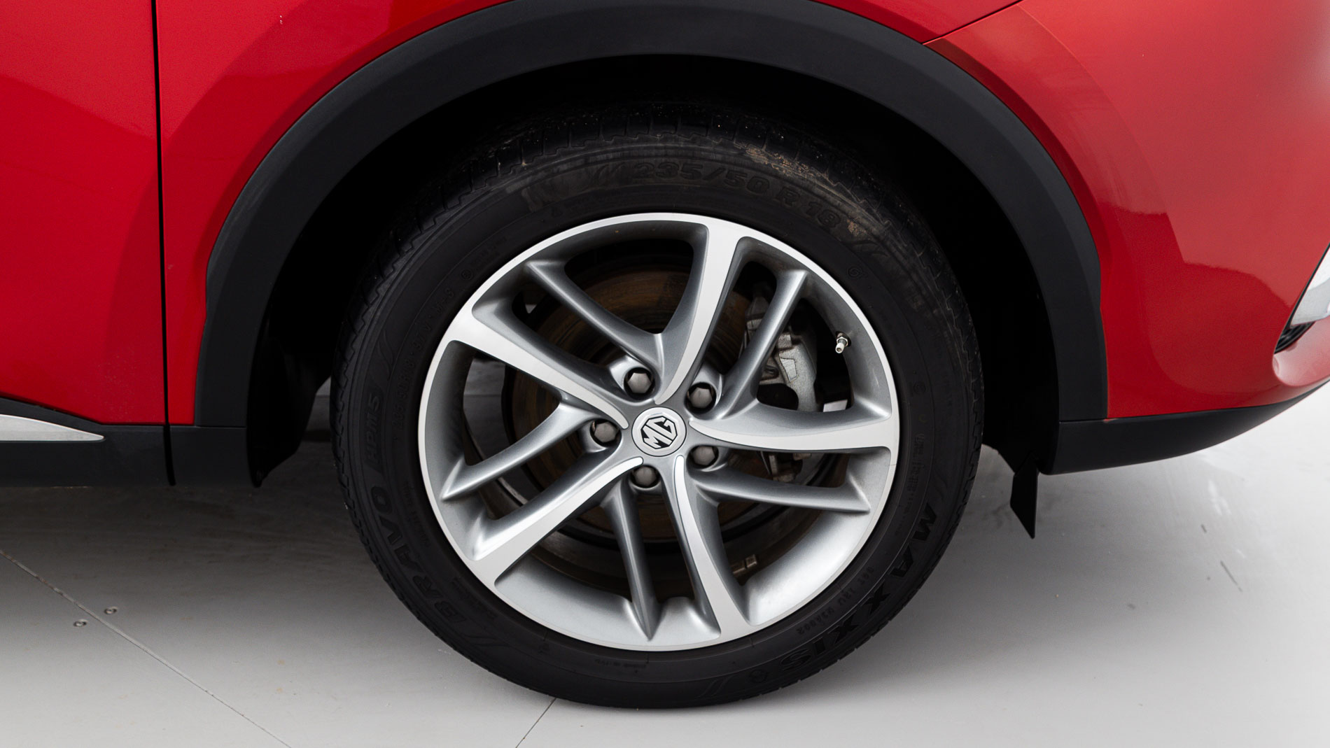 mg hs luxury 1.5 T-GDI 162 2023 diamond red 28