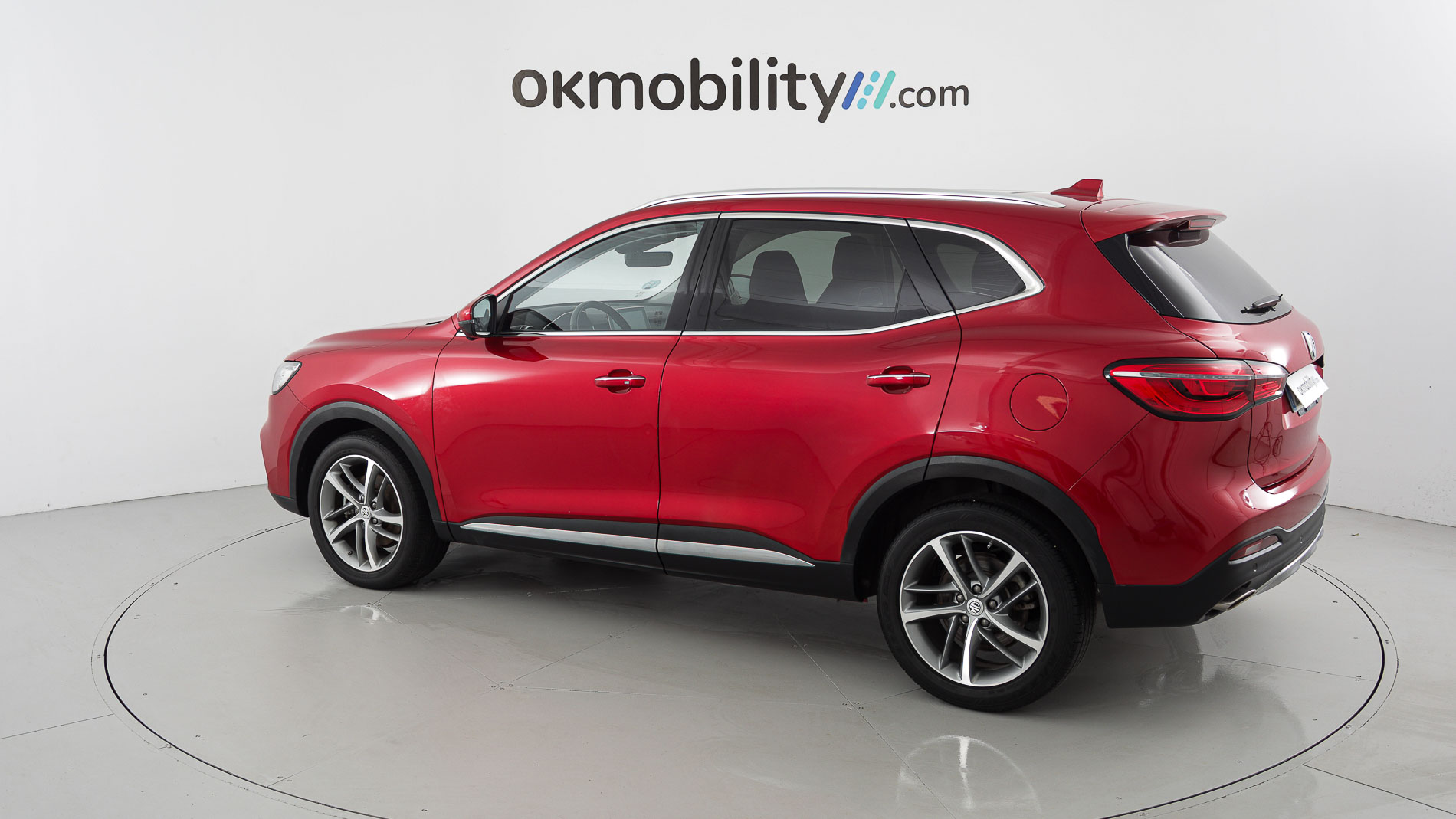 mg hs luxury 1.5 T-GDI 162 2023 diamond red 8