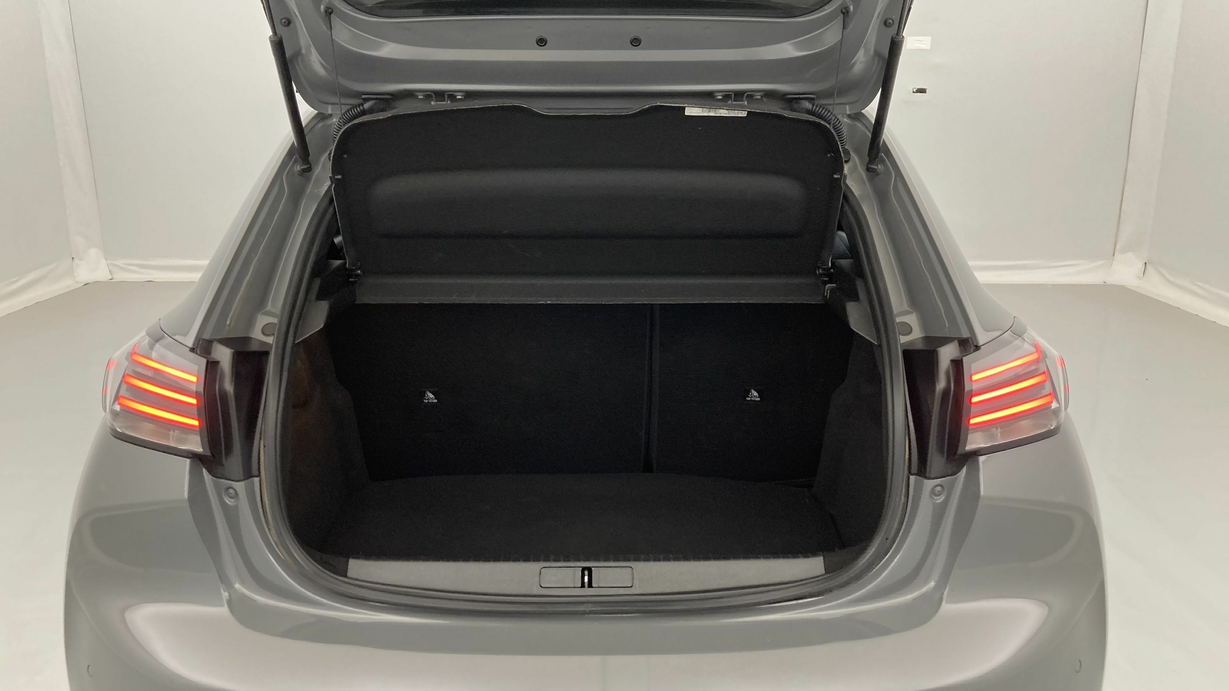 peugeot 208 allure 1.2 PURETECH 100 2024 grigio selenium 23