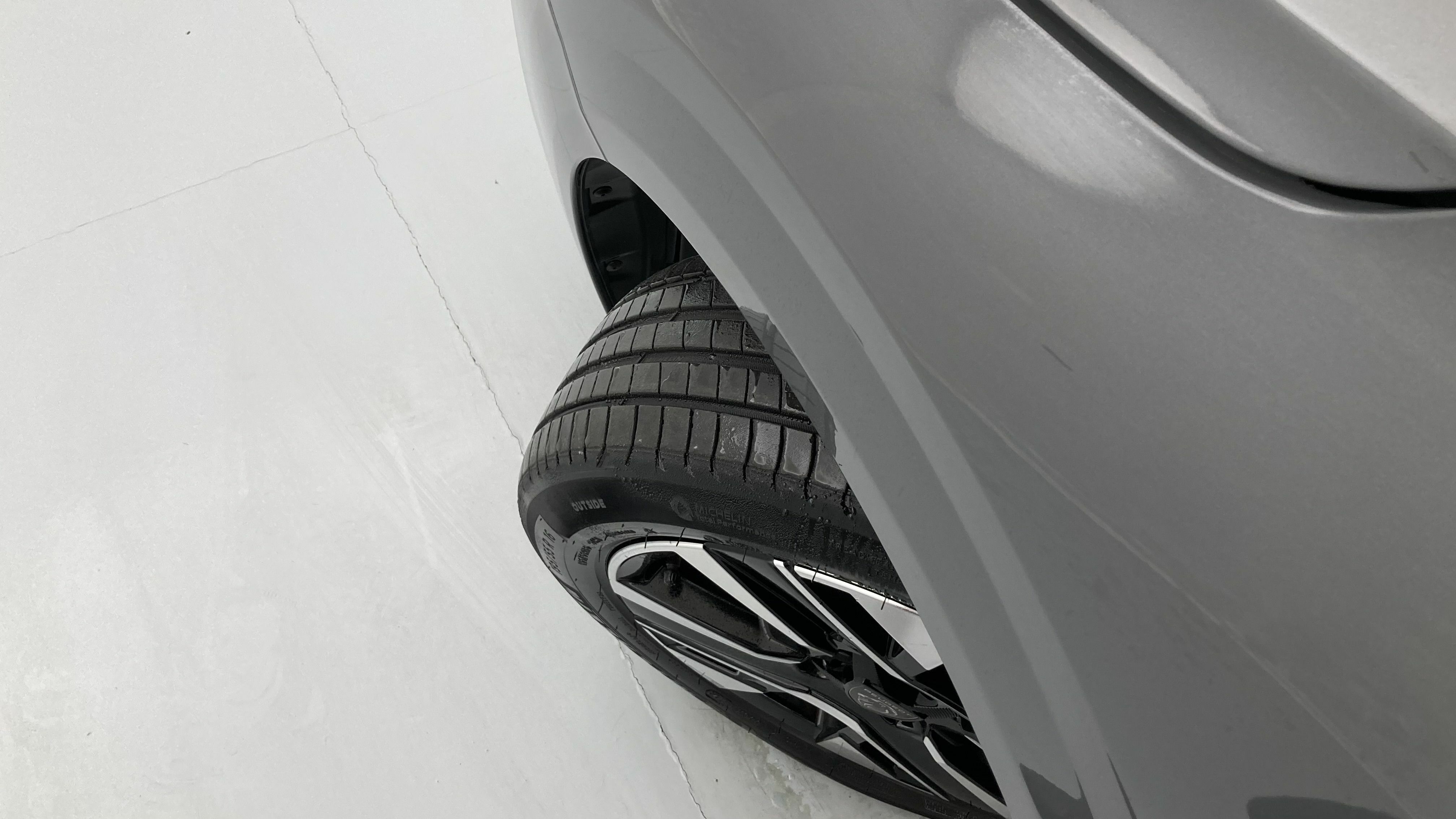 peugeot 208 allure 1.2 PURETECH 100 2024 grigio selenium 27