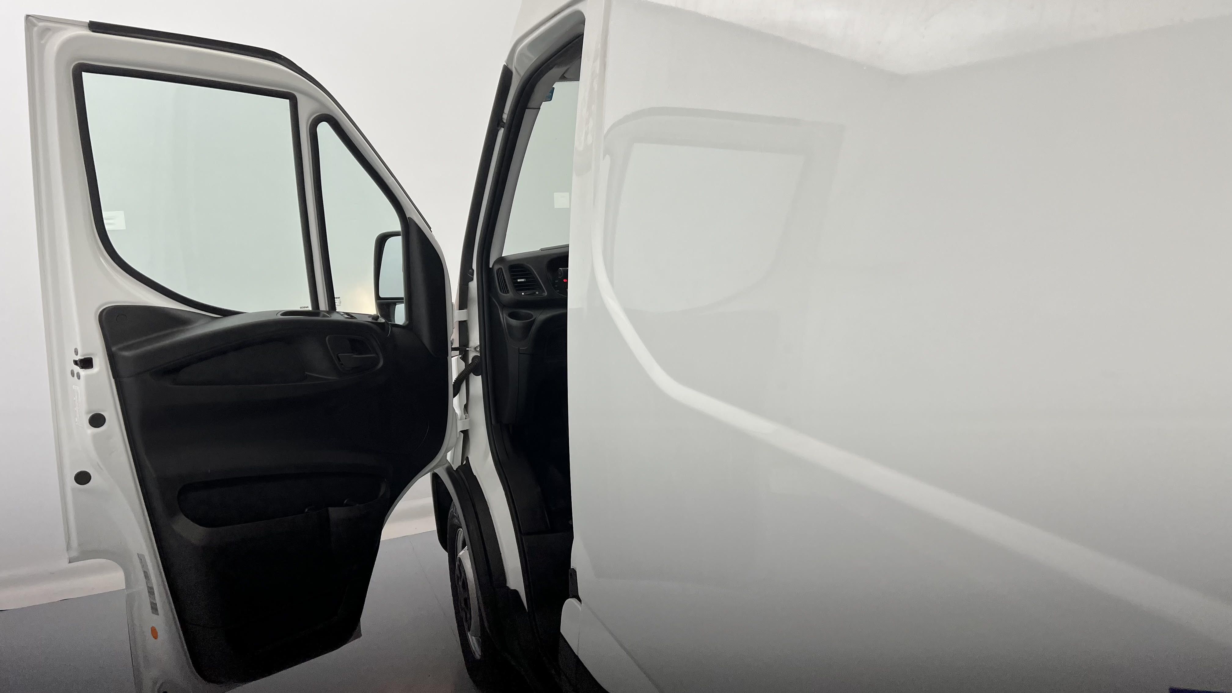 iveco daily 16m3 furgon 35s16hv 2.3 MJET 156 2023 blanco ic 194 13