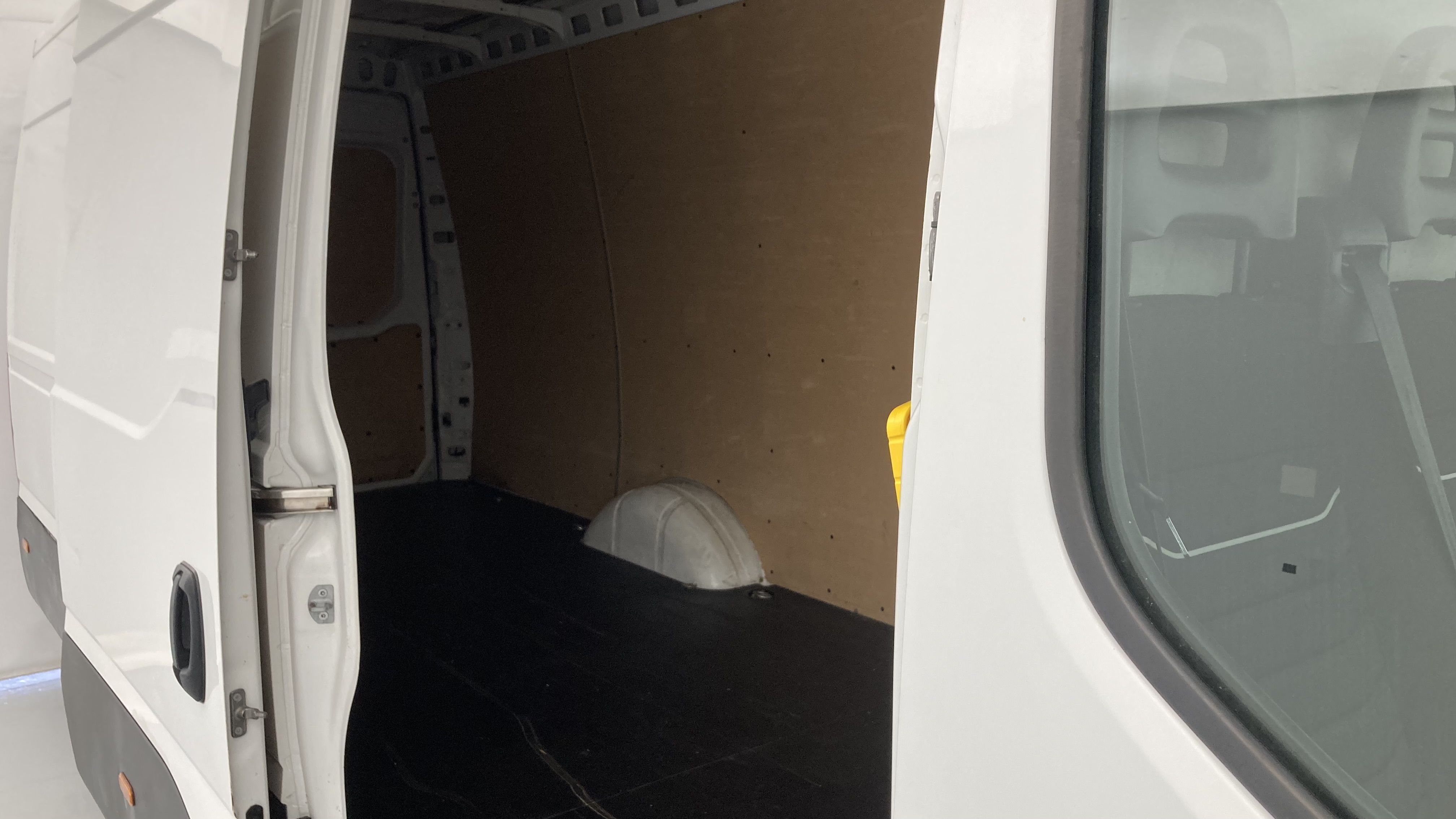 iveco daily 16m3 furgon 35s16hv 2.3 MJET 156 2023 blanco ic 194 14