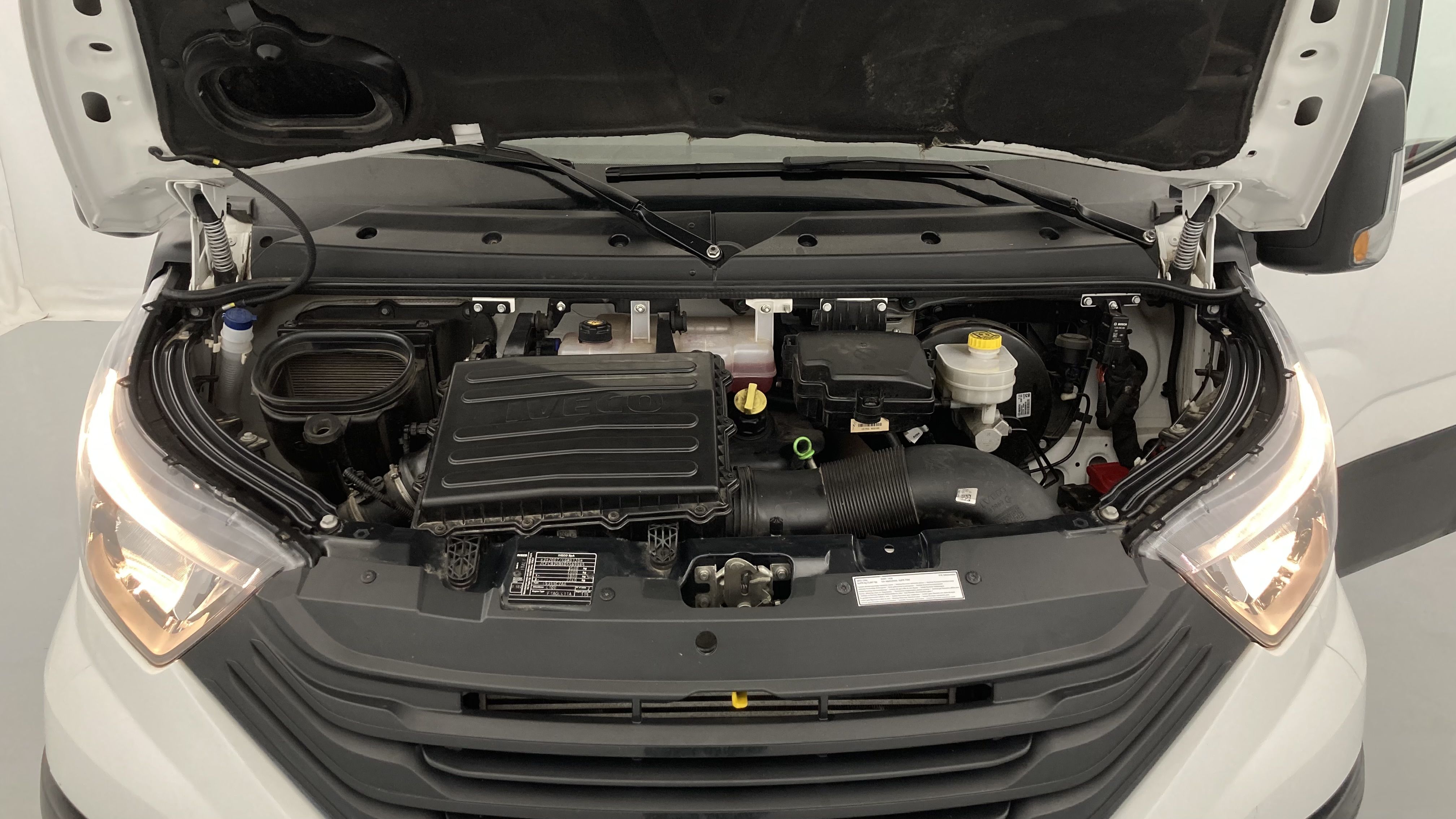 iveco daily 16m3 furgon 35s16hv 2.3 MJET 156 2023 blanco ic 194 16