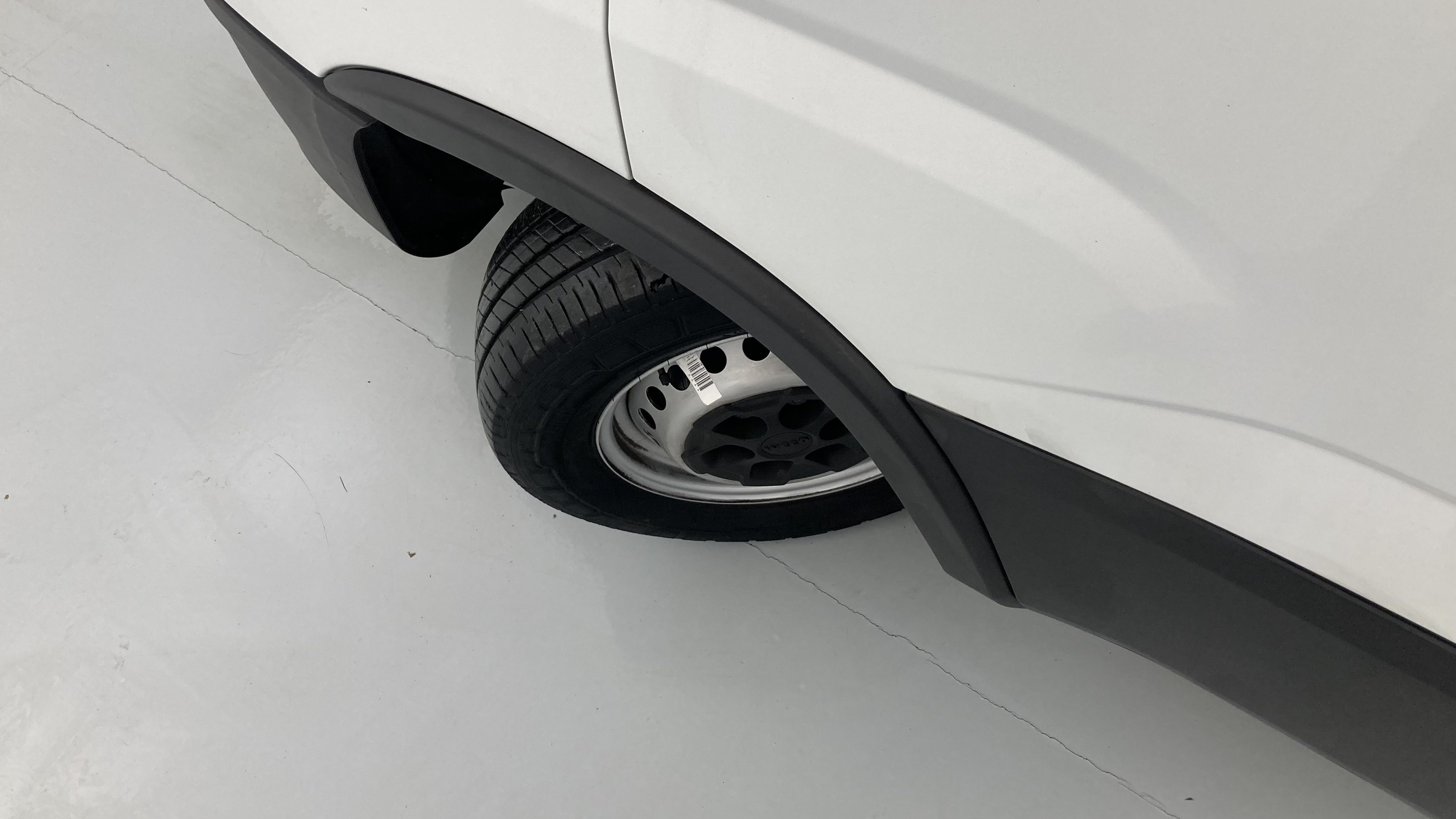 iveco daily 16m3 furgon 35s16hv 2.3 MJET 156 2023 blanco ic 194 32