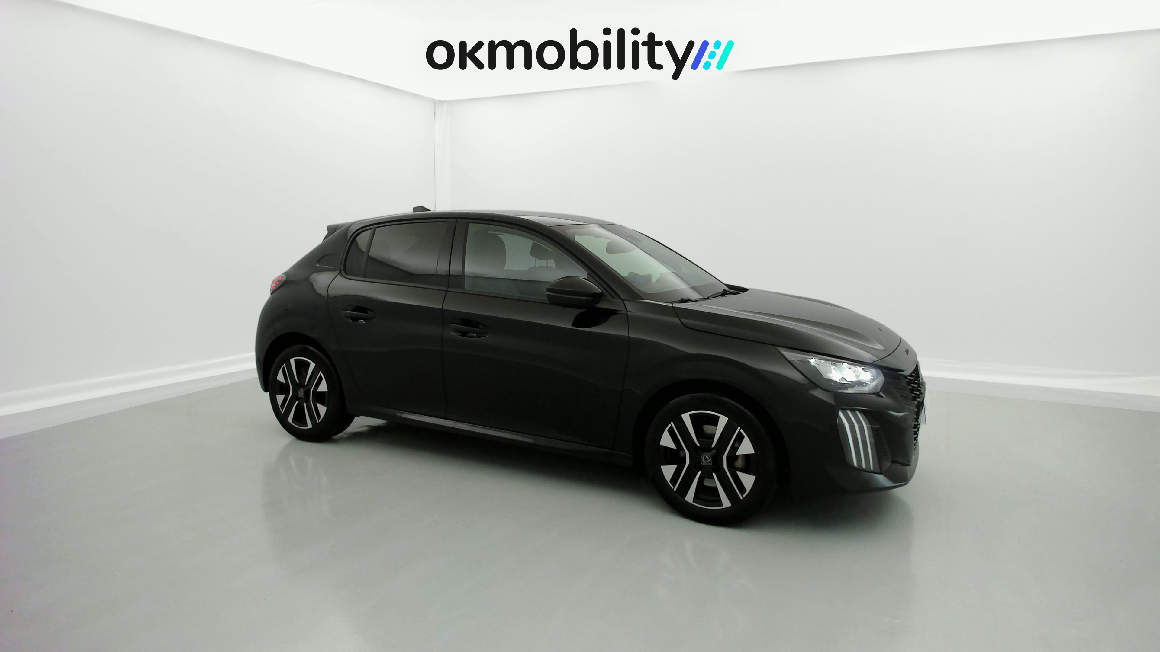 peugeot 208 allure 1.2 PURETECH 100 2024 negro perla nera 3