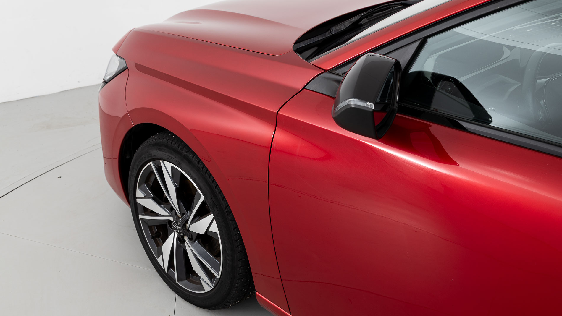 peugeot 308 allure 1.2 PURETECH 130 EAT 2023 rojo elixir 22