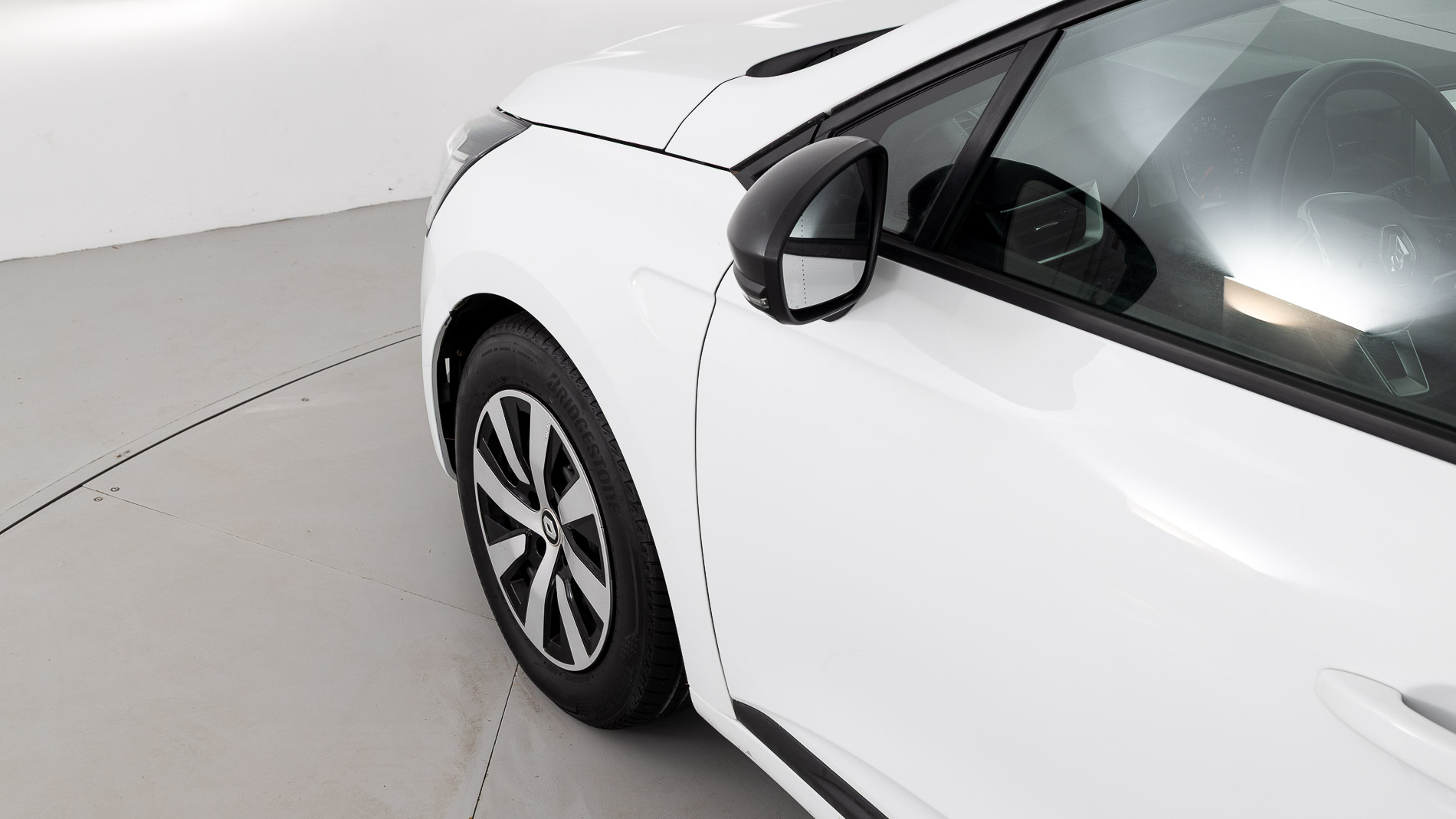 renault clio equilibre 1.0 TCE 90 2023 blanco glaciar 11