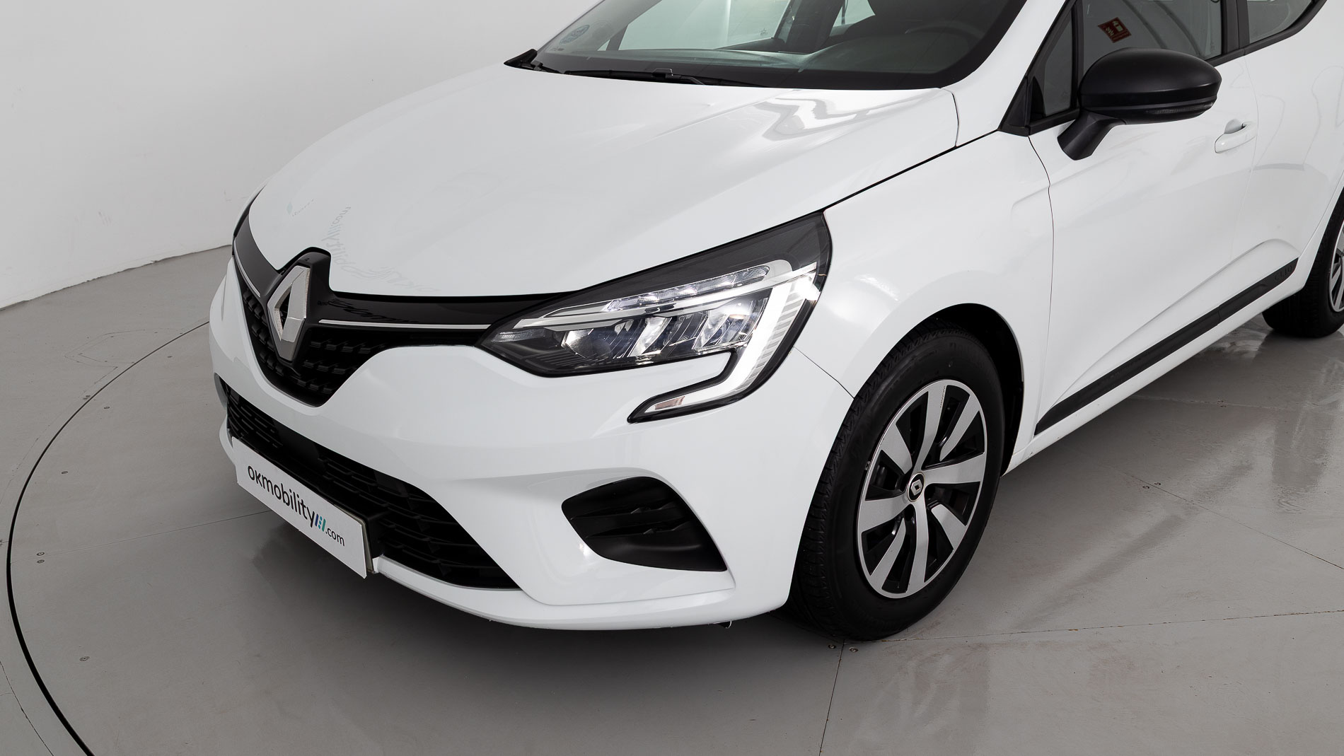 renault clio equilibre 1.0 TCE 90 2023 blanco glaciar 16