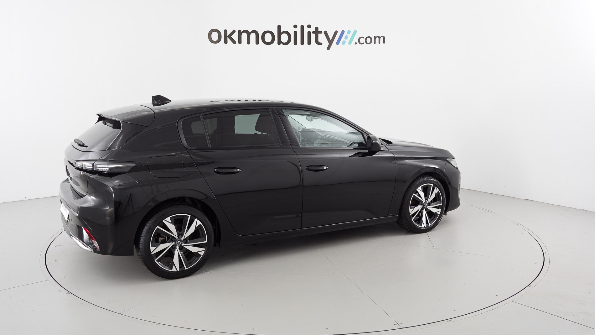 peugeot 308 allure 1.2 PURETECH 130 EAT 2023 negro perla nera 13