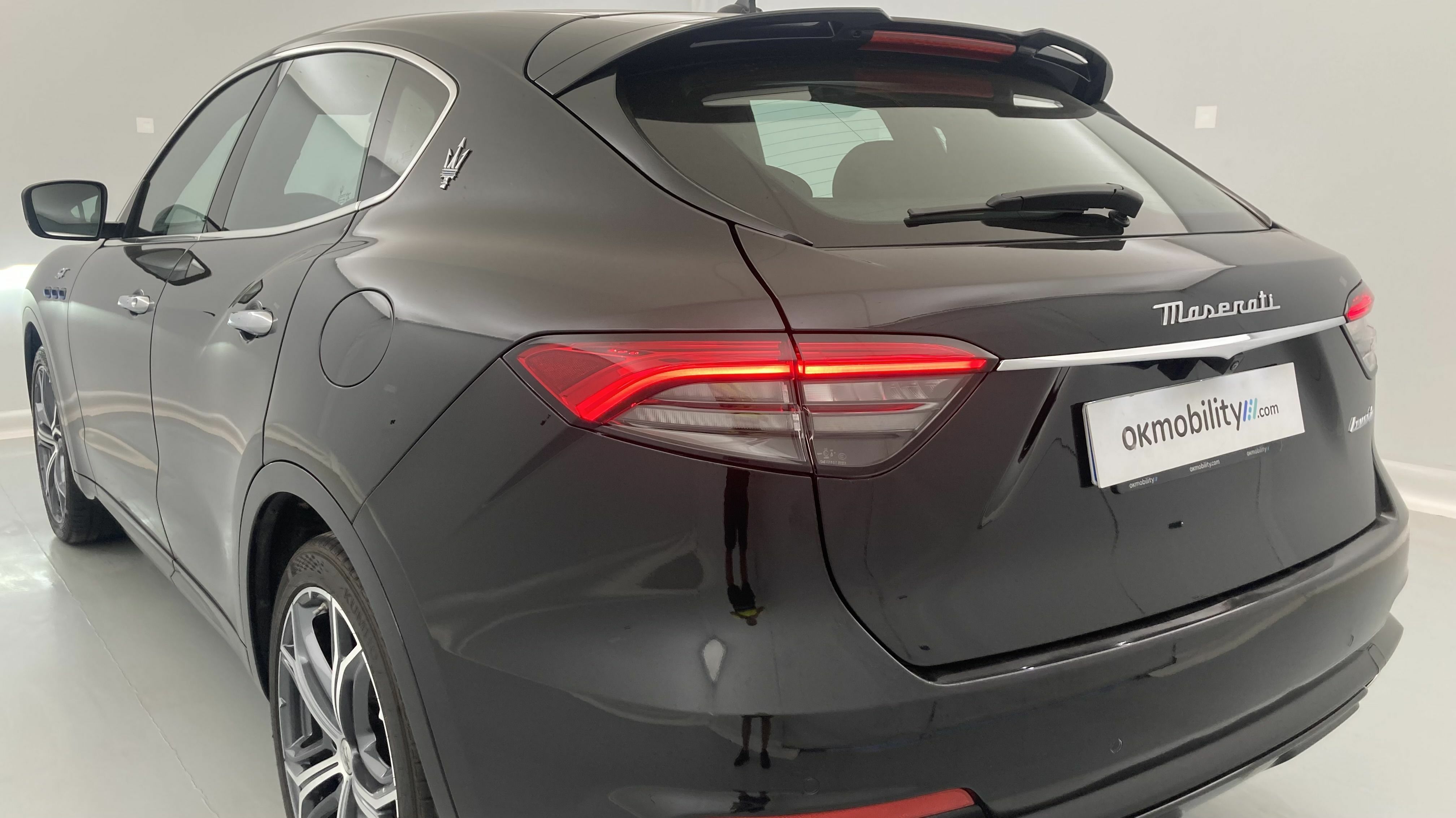 maserati levante gt hybrid 2.0 HYBRID 330 AWD CA 2022 nero ribelle 30