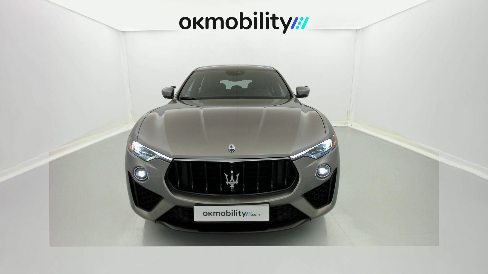 maserati levante gt hybrid 2.0 HYBRID 330 AWD CA 2022 grigio 4