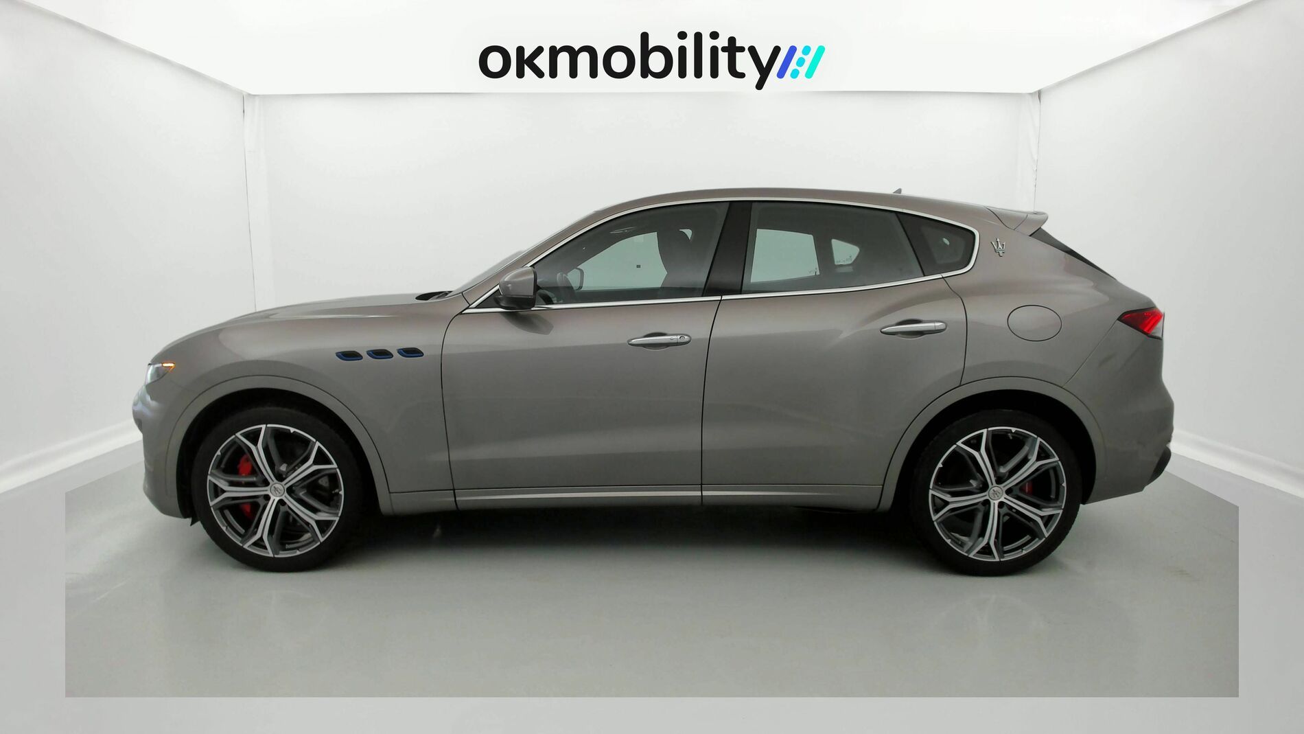 maserati levante gt hybrid 2.0 HYBRID 330 AWD CA 2022 grigio 8