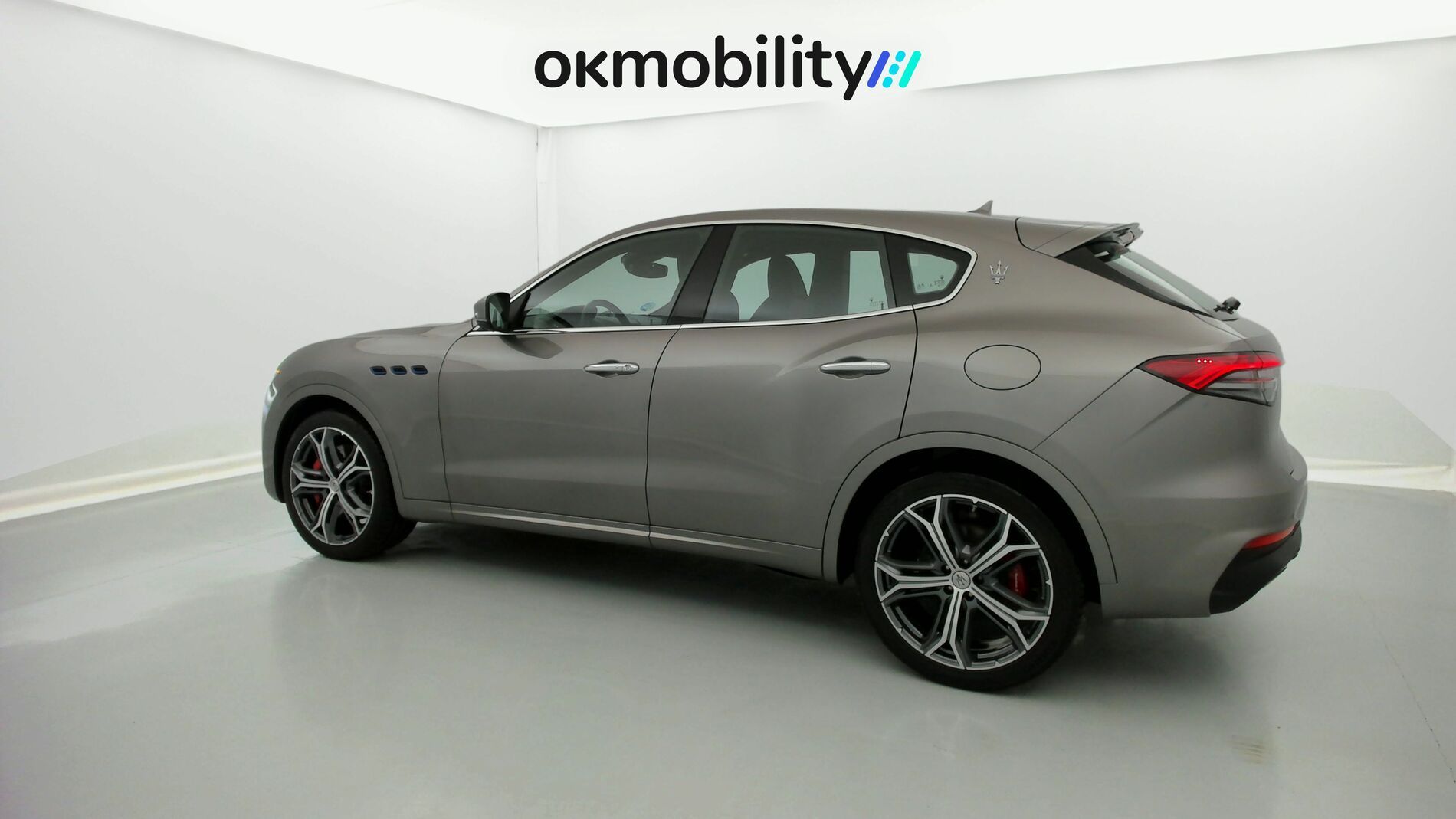 maserati levante gt hybrid 2.0 HYBRID 330 AWD CA 2022 grigio 9