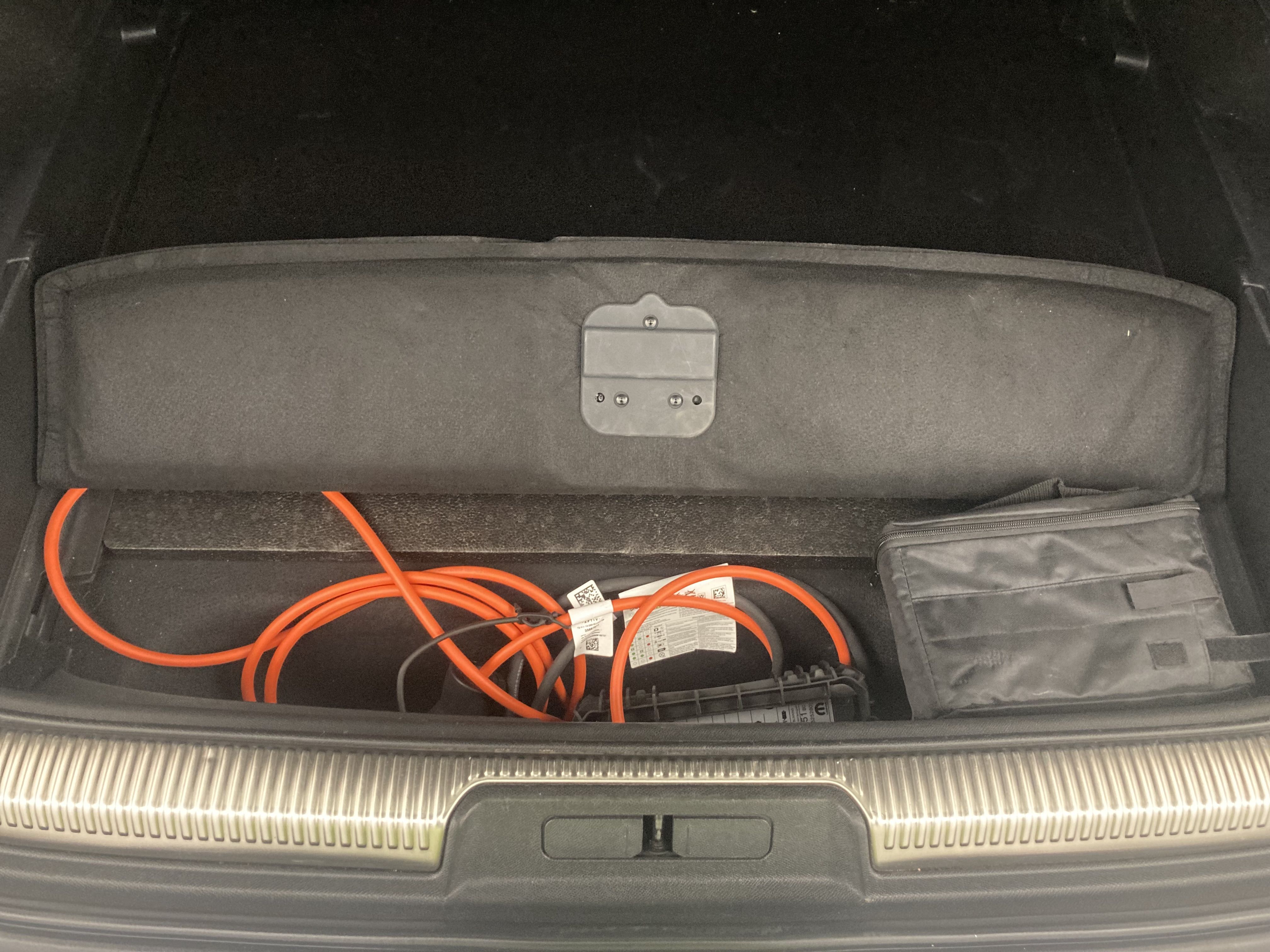 ds ds7 crossback performance line + E-TENSE 300 CA 2022 gris artense 14