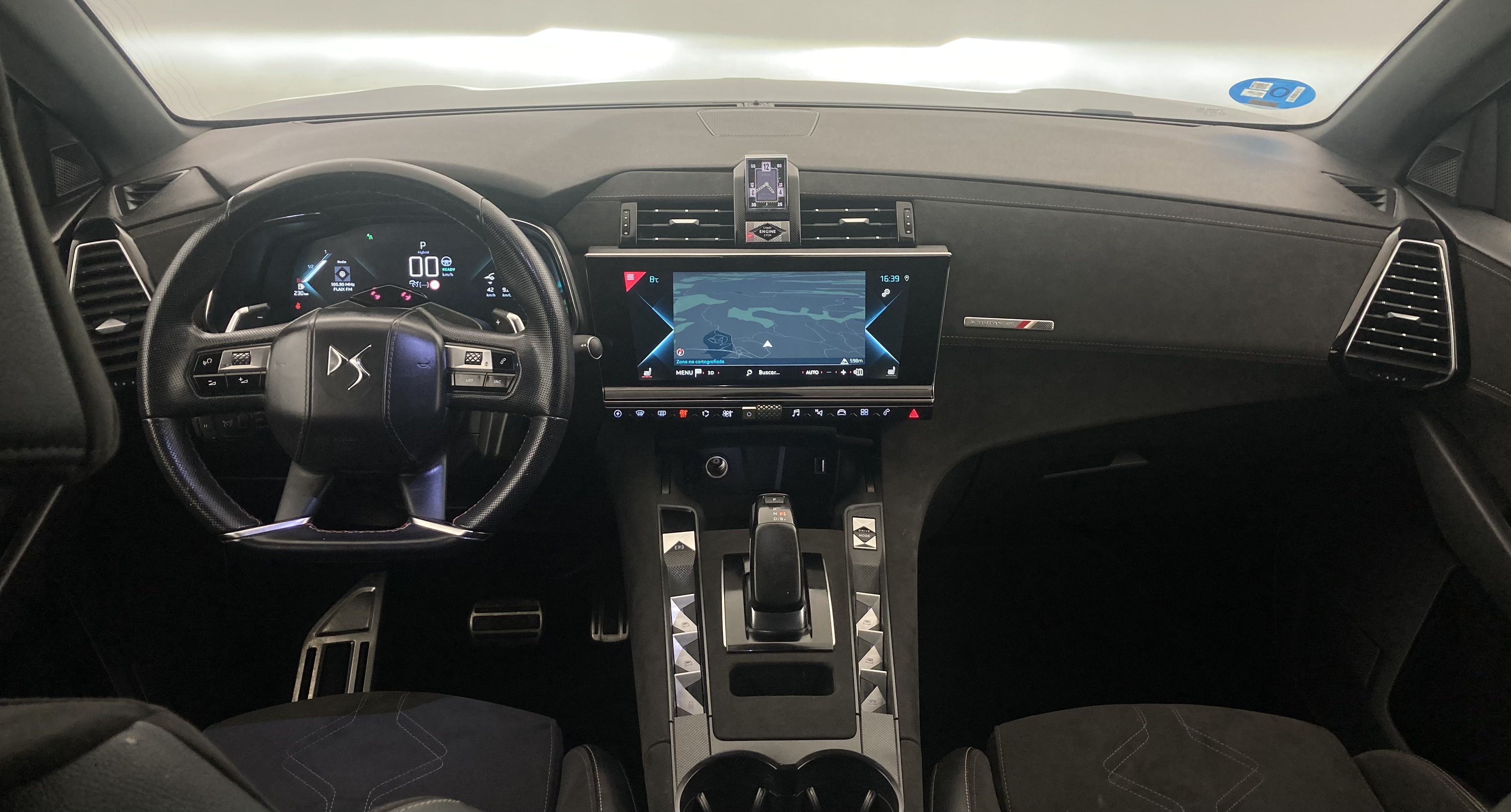 ds ds7 crossback performance line + E-TENSE 300 CA 2022 gris artense 31