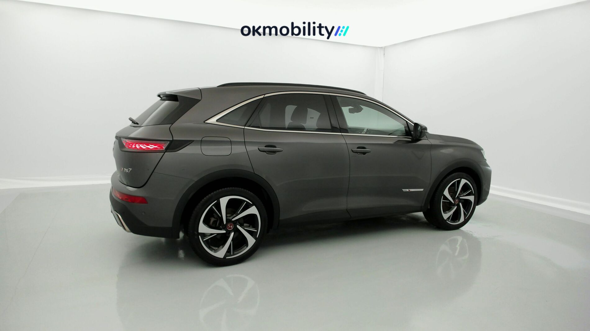 ds ds7 crossback performance line + E-TENSE 300 CA 2022 gris platino 10