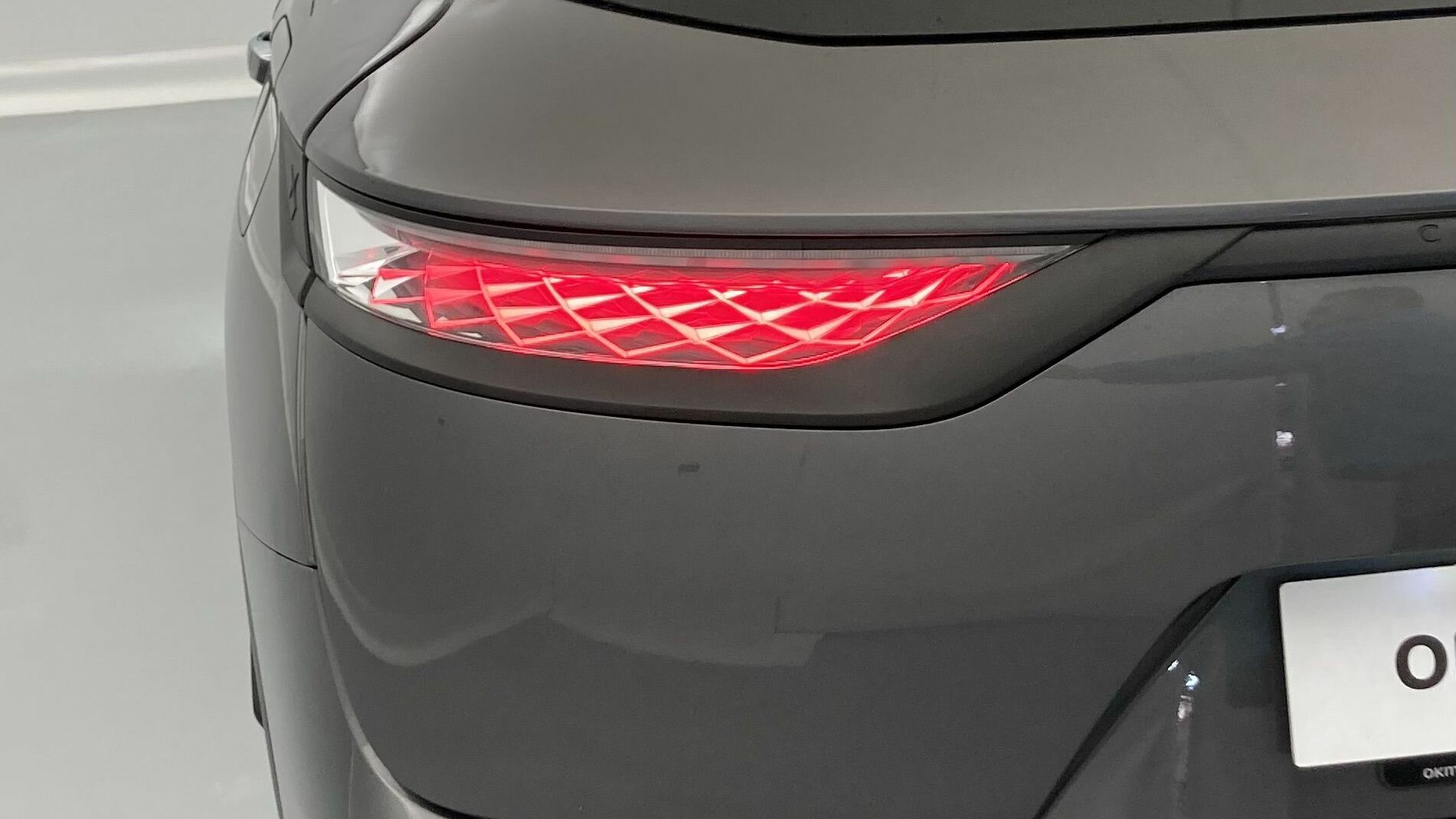 ds ds7 crossback performance line + E-TENSE 300 CA 2022 gris platino 24