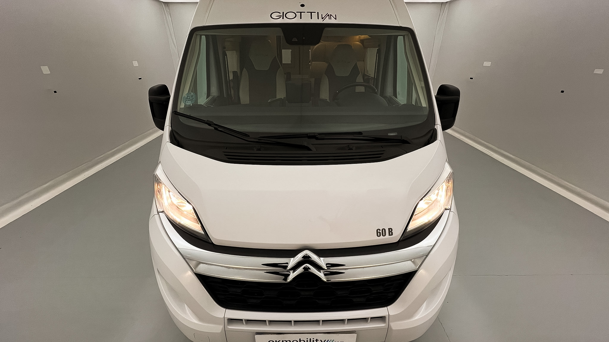 citroen giottiline 60b giottiline b 2.2 D 140 2023 blanco 4