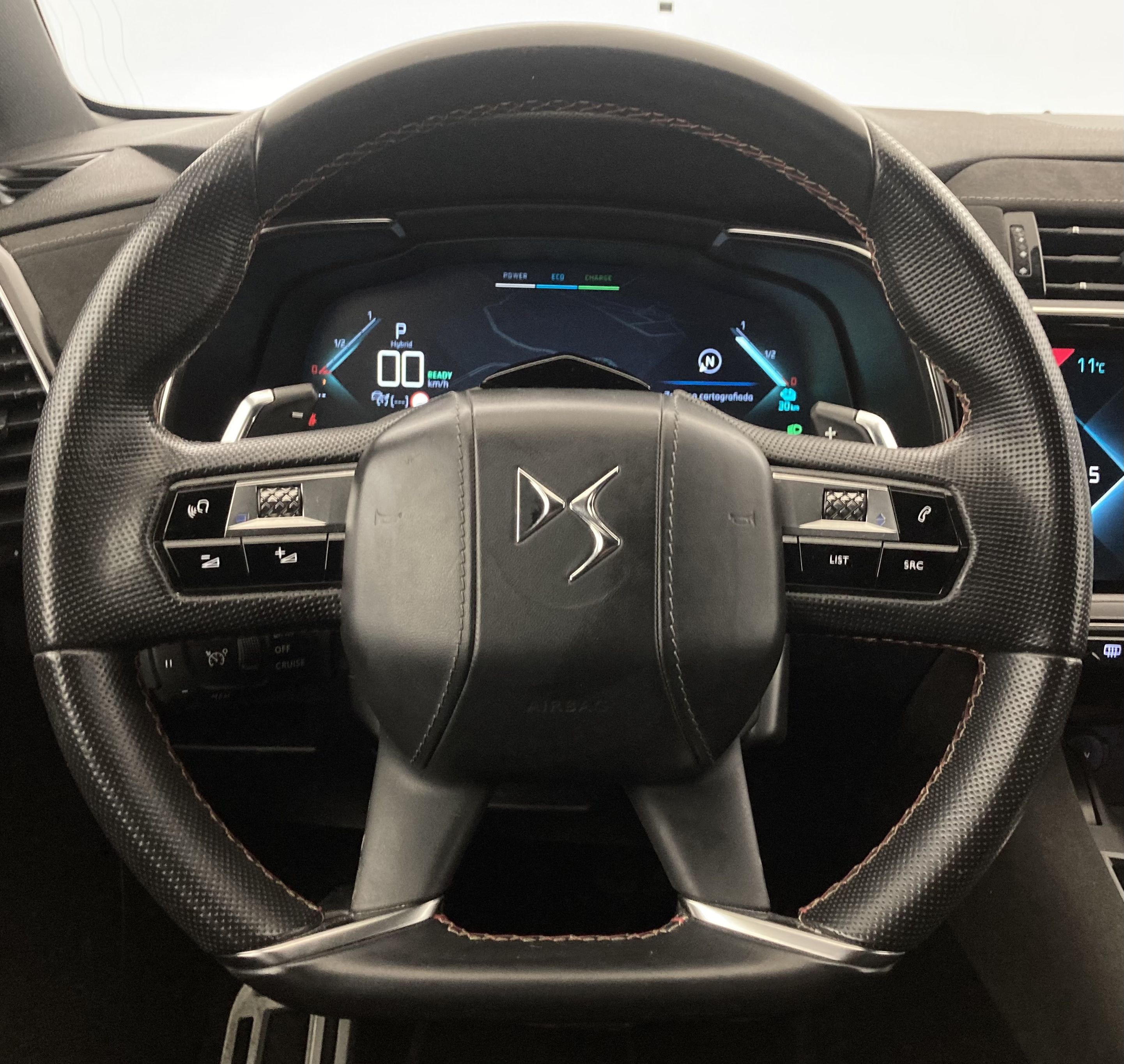 ds ds7 crossback performance line + E-TENSE 300 CA 2022 blanco nacarado 21