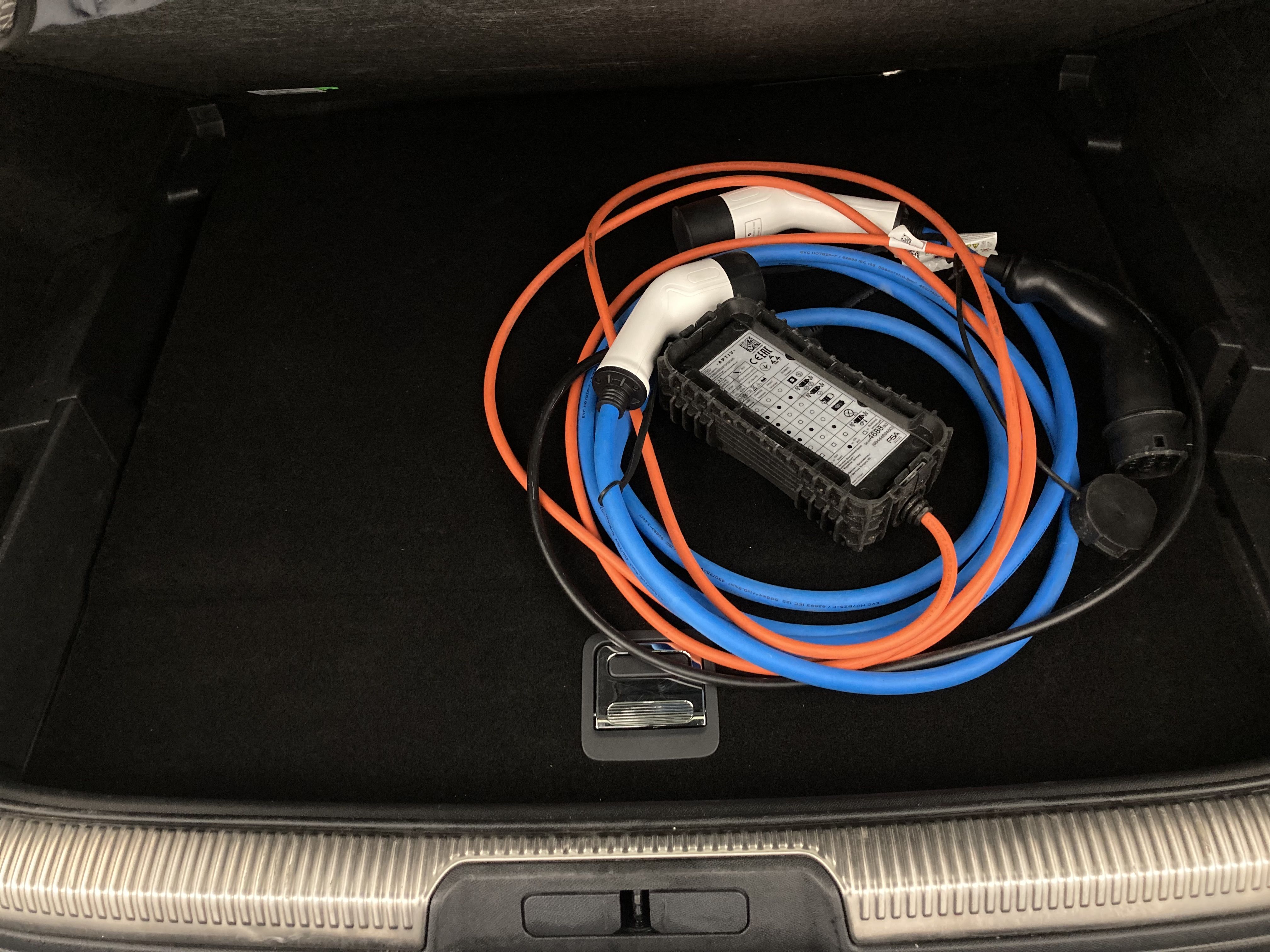 ds ds7 crossback performance line + E-TENSE 300 CA 2022 blanco nacarado 25