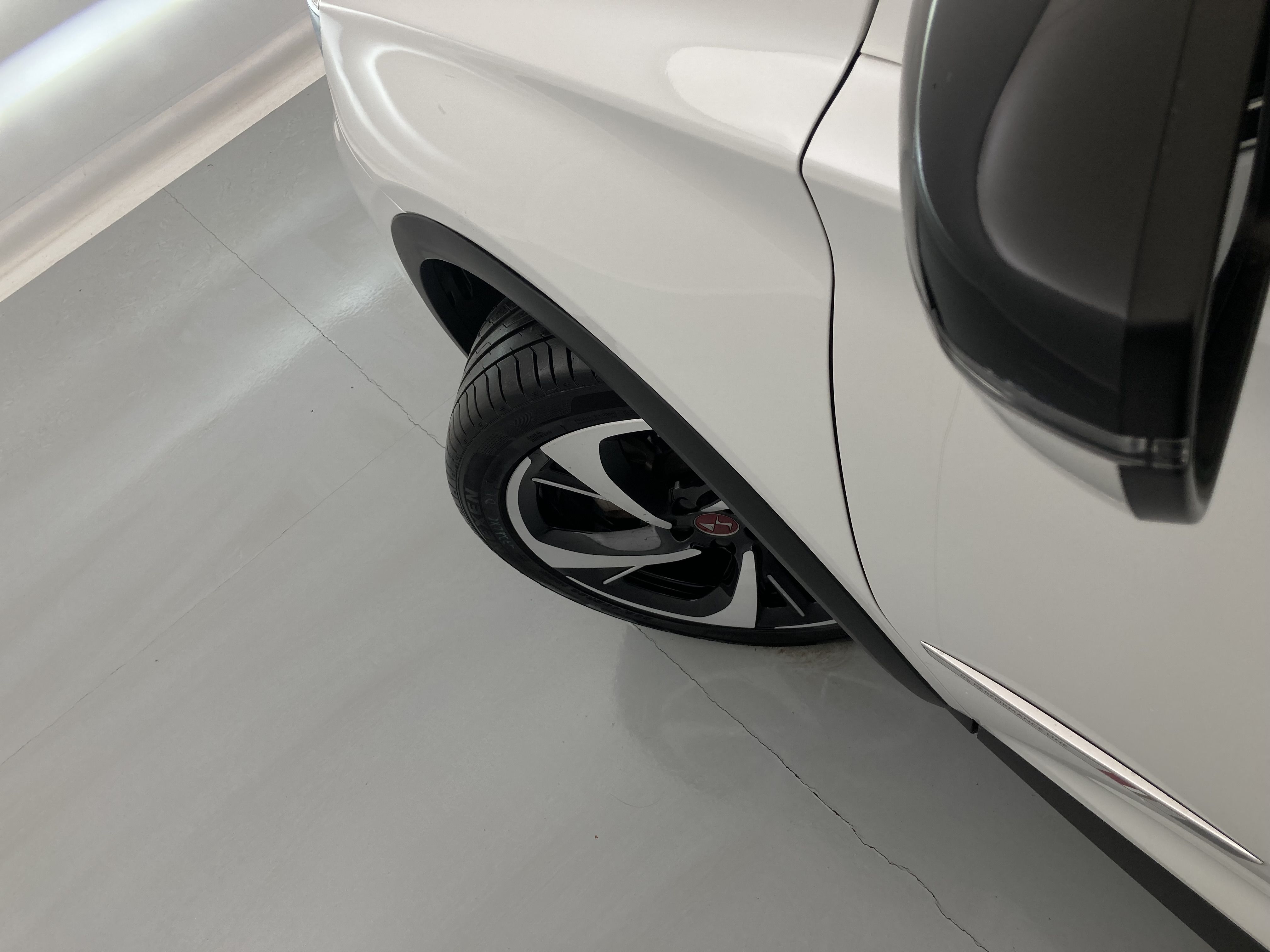 ds ds7 crossback performance line + E-TENSE 300 CA 2022 blanco nacarado 31