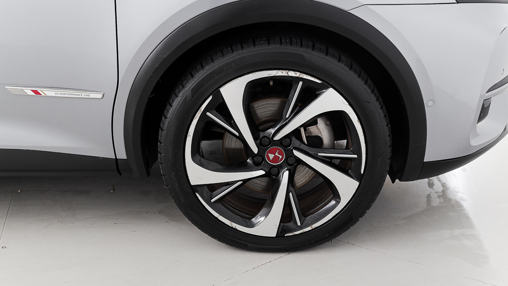 ds ds7 crossback performance line + E-TENSE 300 CA 2022 gris artense 28