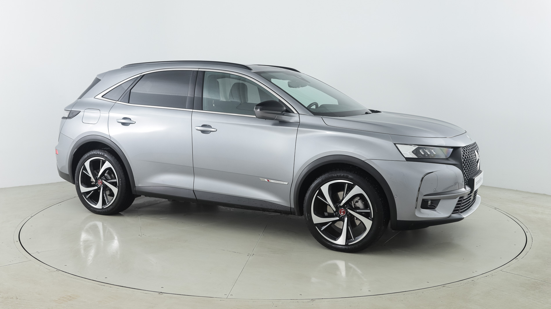 ds ds7 crossback performance line + E-TENSE 300 CA 2022 gris artense 2