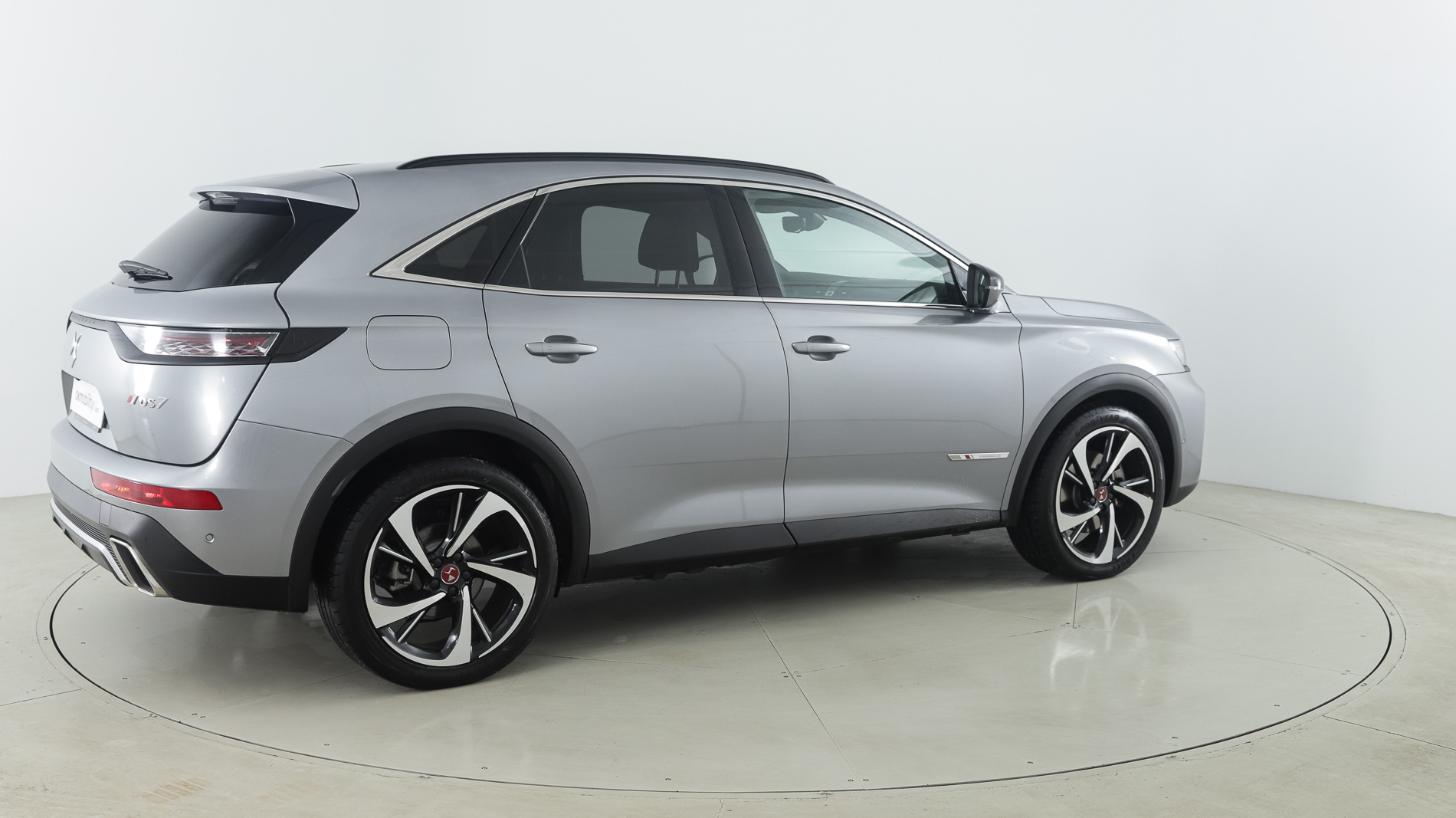 ds ds7 crossback performance line + E-TENSE 300 CA 2022 gris artense 13