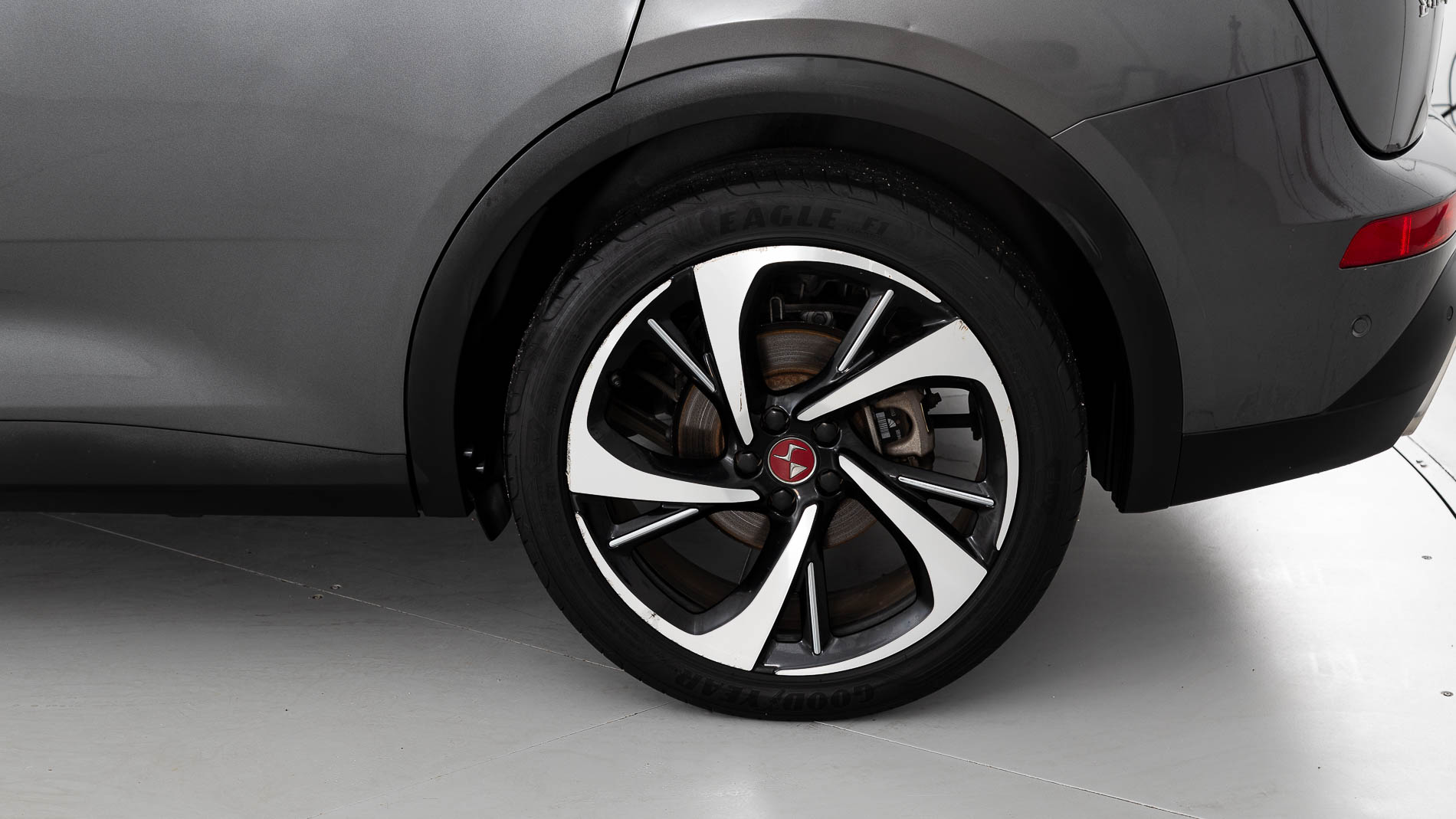 ds ds7 crossback performance line + E-TENSE 300 CA 2022 gris platino 25