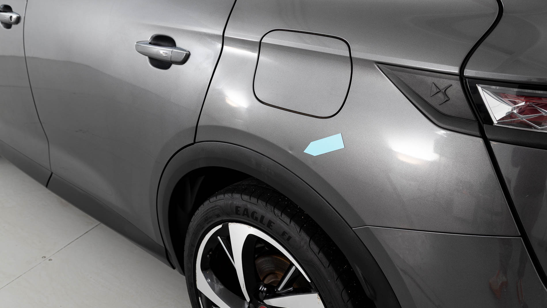 ds ds7 crossback performance line + E-TENSE 300 CA 2022 gris platino 39