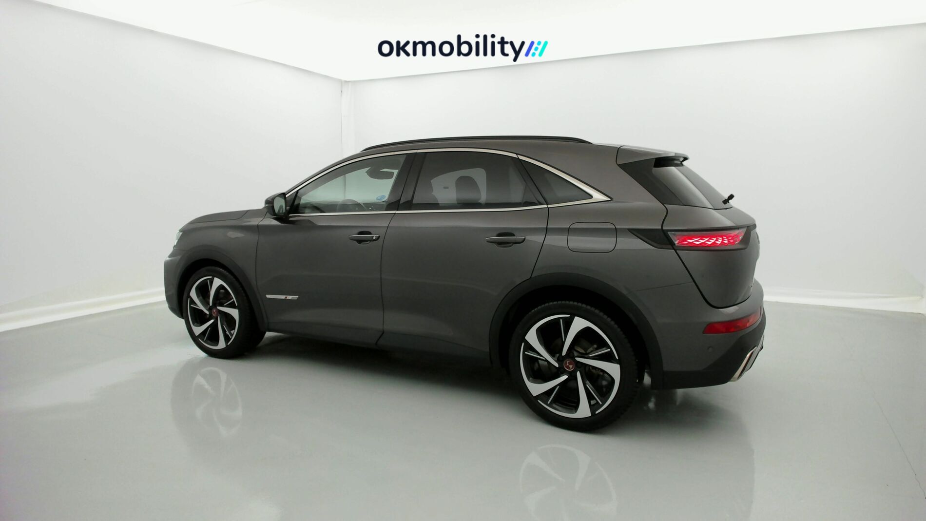 ds ds7 crossback performance line + E-TENSE 300 CA 2022 gris platino 4