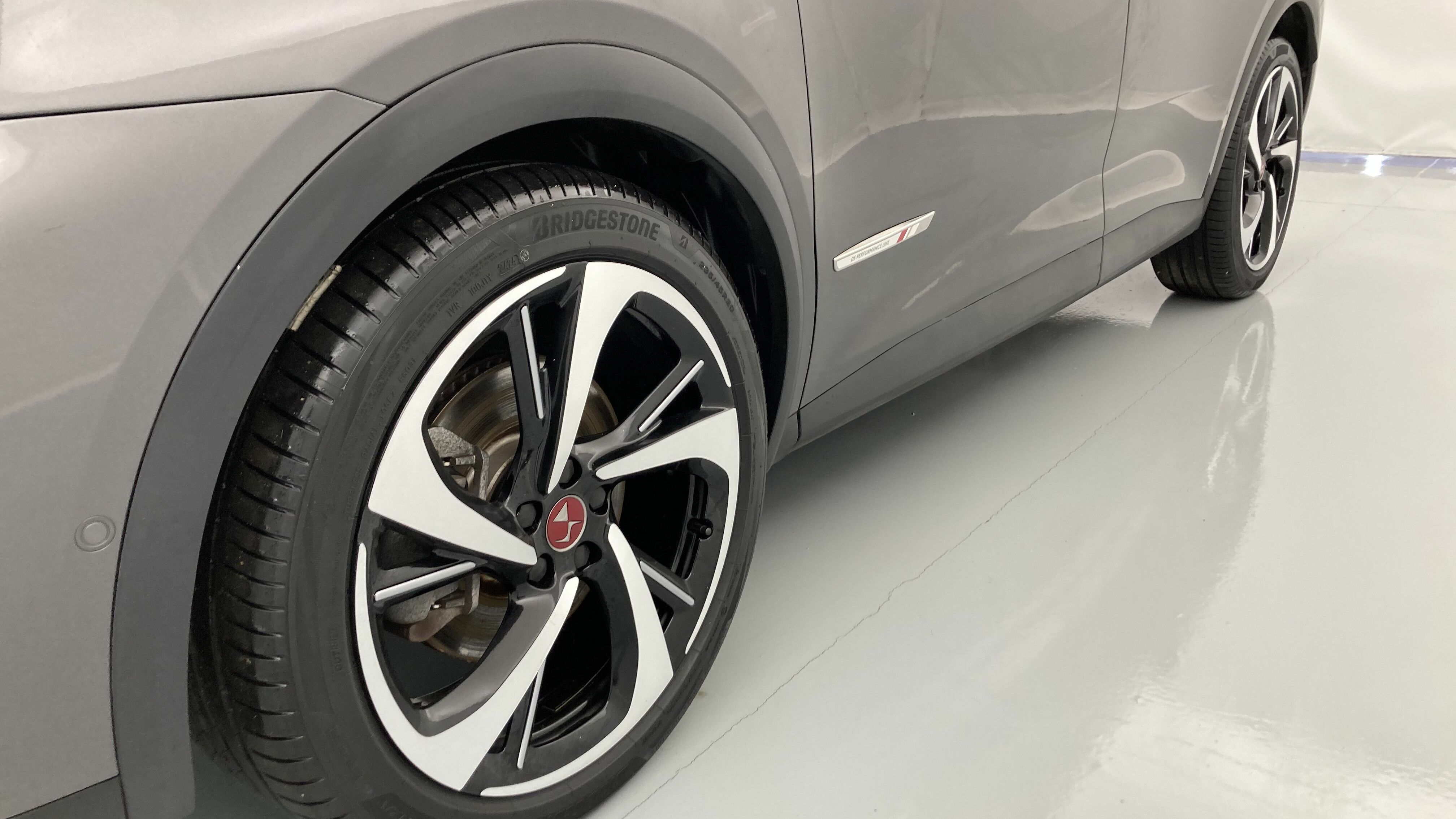 ds ds7 crossback performance line + E-TENSE 300 CA 2022 gris platino 21