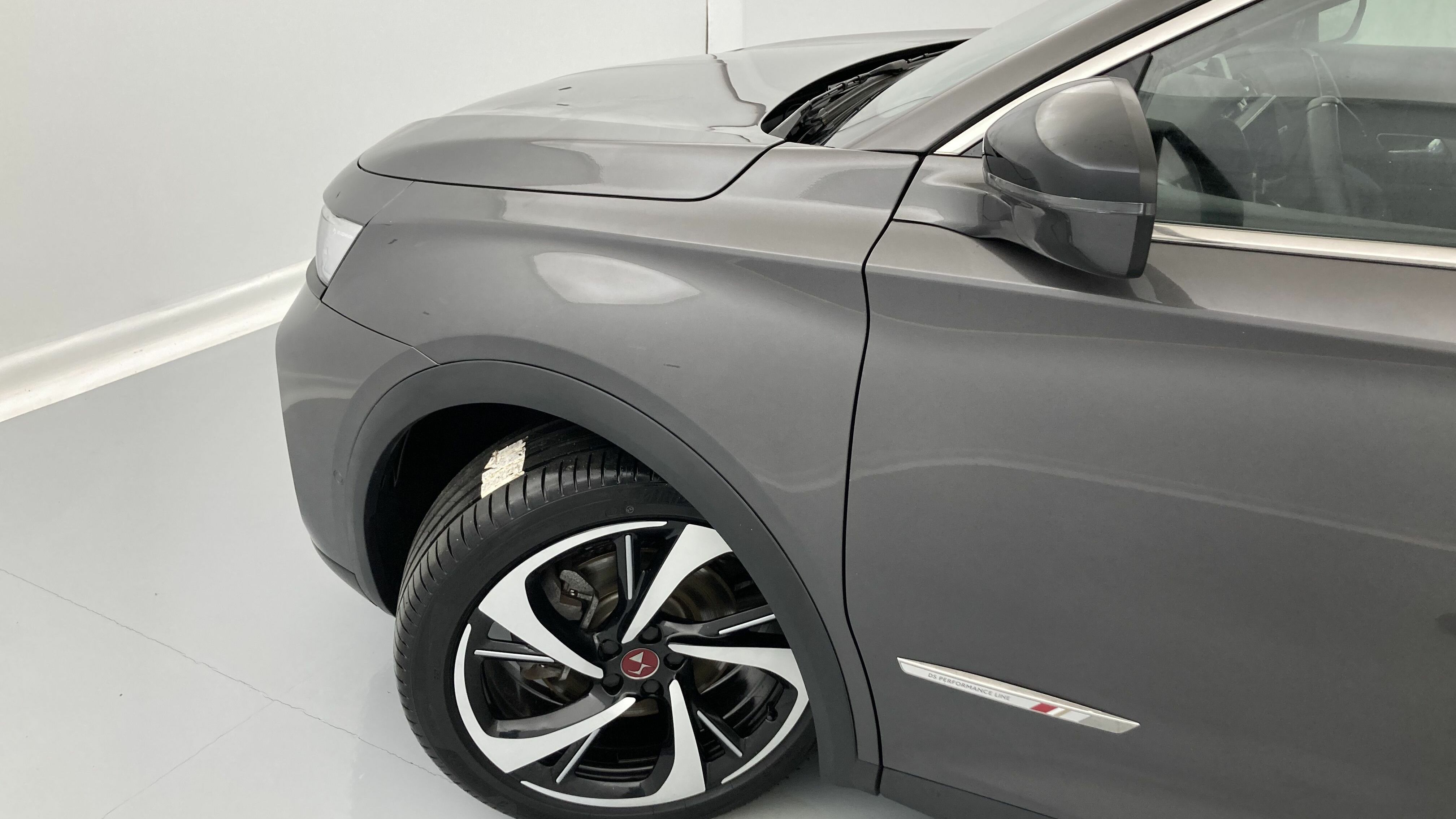 ds ds7 crossback performance line + E-TENSE 300 CA 2022 gris platino 23