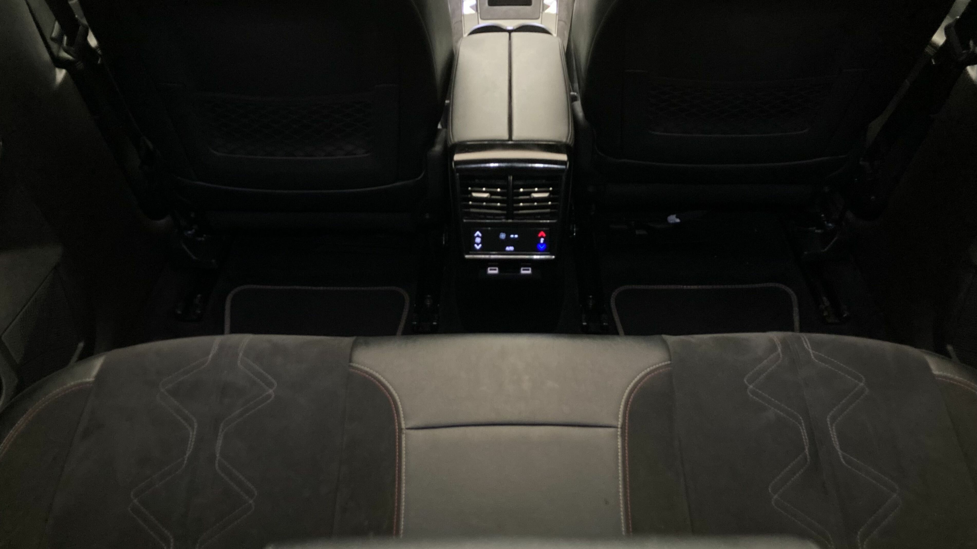 ds ds7 crossback performance line + E-TENSE 300 CA 2022 blanco nacarado 23