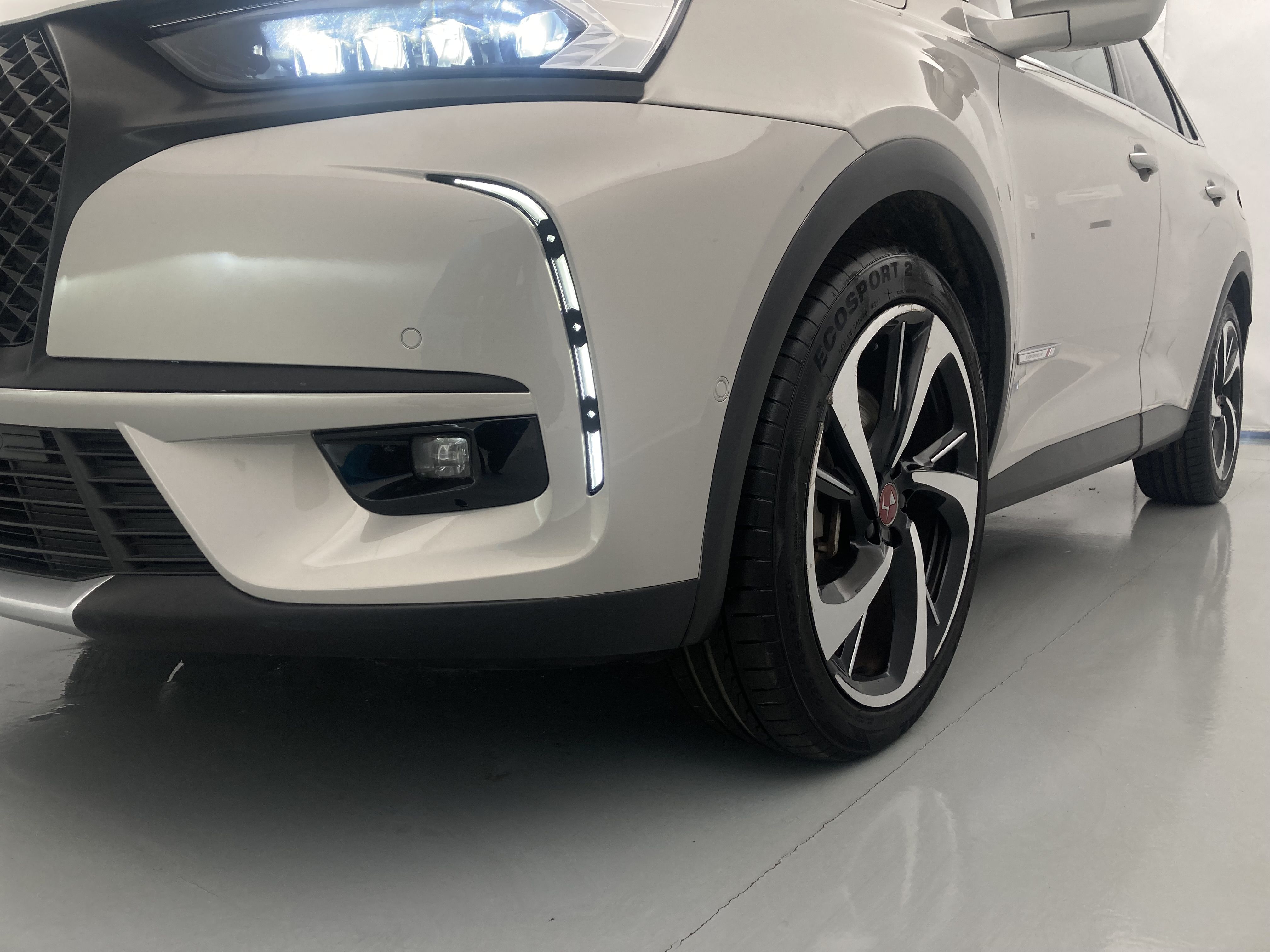 ds ds7 crossback performance line + E-TENSE 300 CA 2022 crystal pearl 28